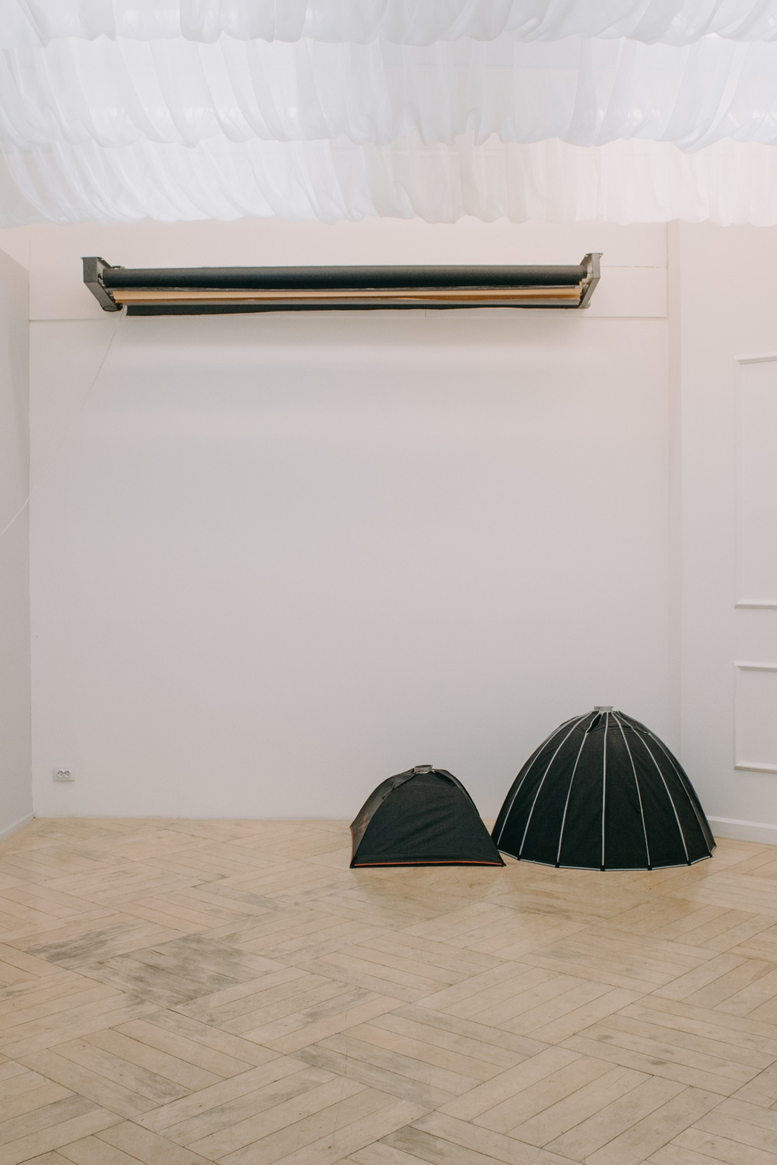 Студия ATOP Зал NESTLE для предметной съемки  Новосибирск|Sale Easy