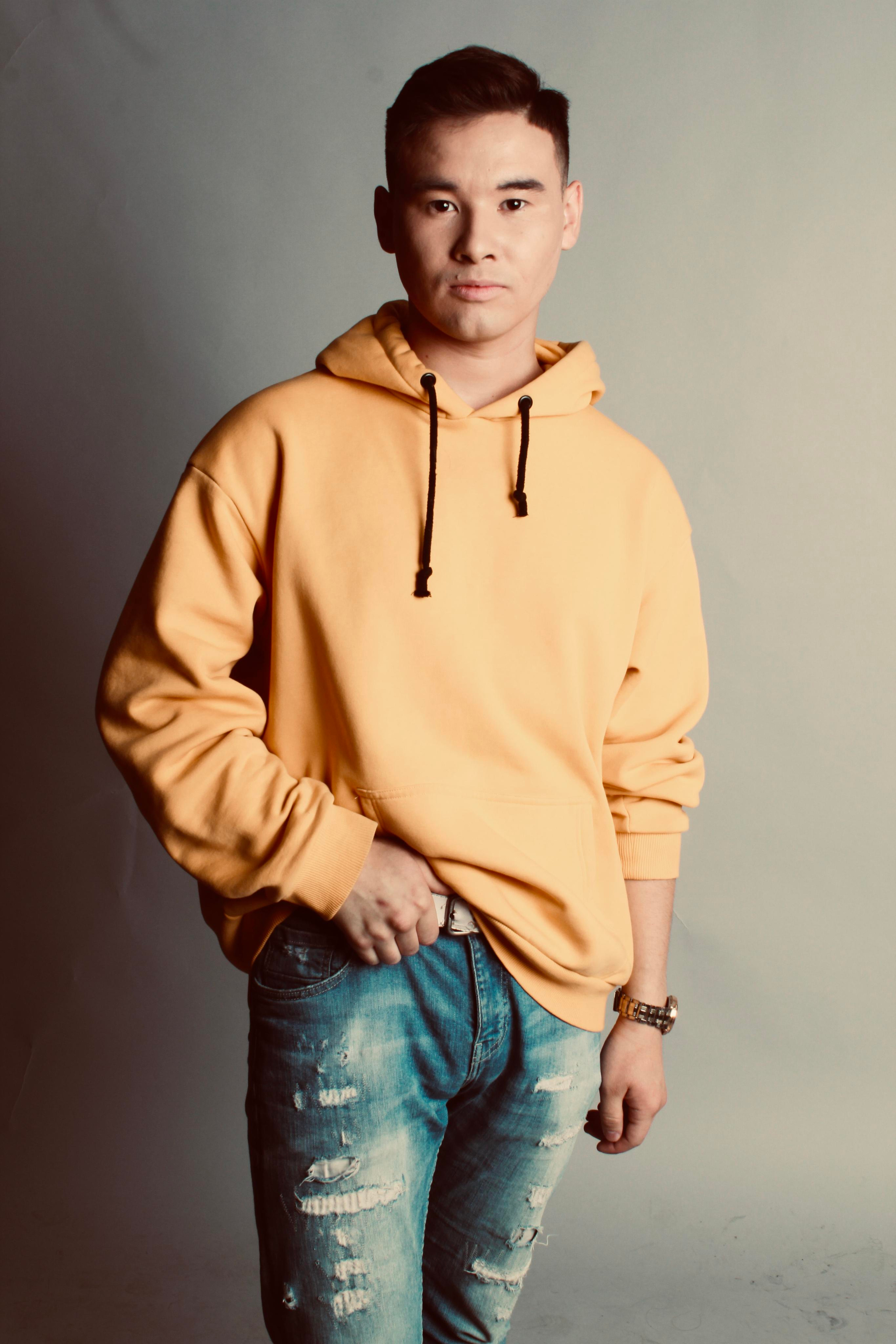 Модель для предметной съемки Данил Б Новосибирск| Sale Easy