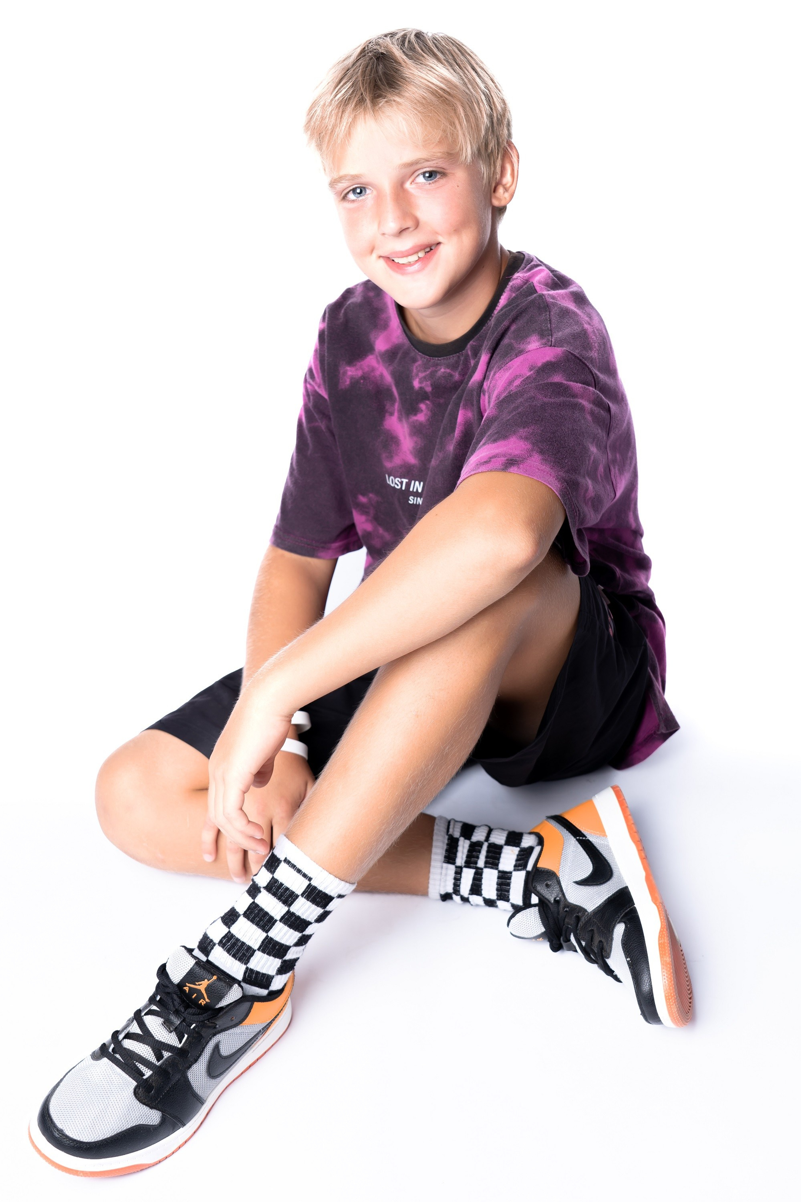 Модель Тимофей Б для предметной съемки  в Сочи| Sale Easy