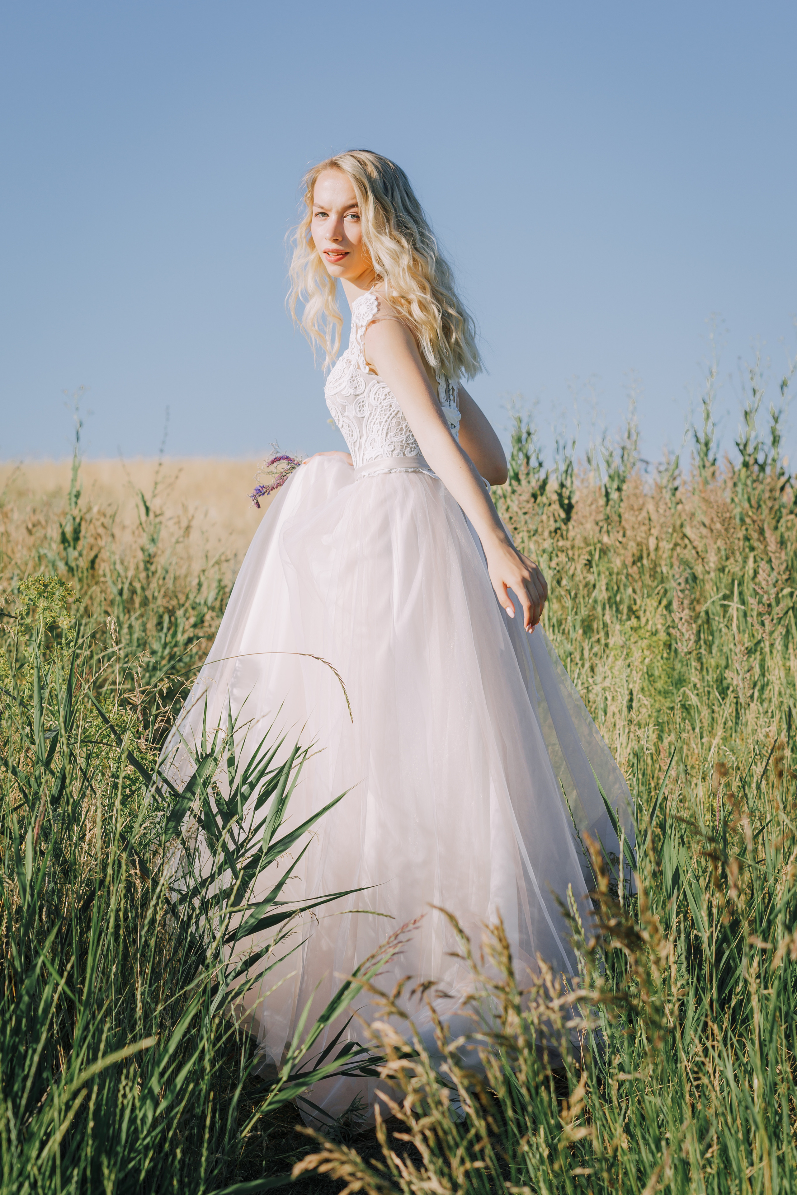 Модель для предметной съемки Яна Г. Москва| Sale Easy