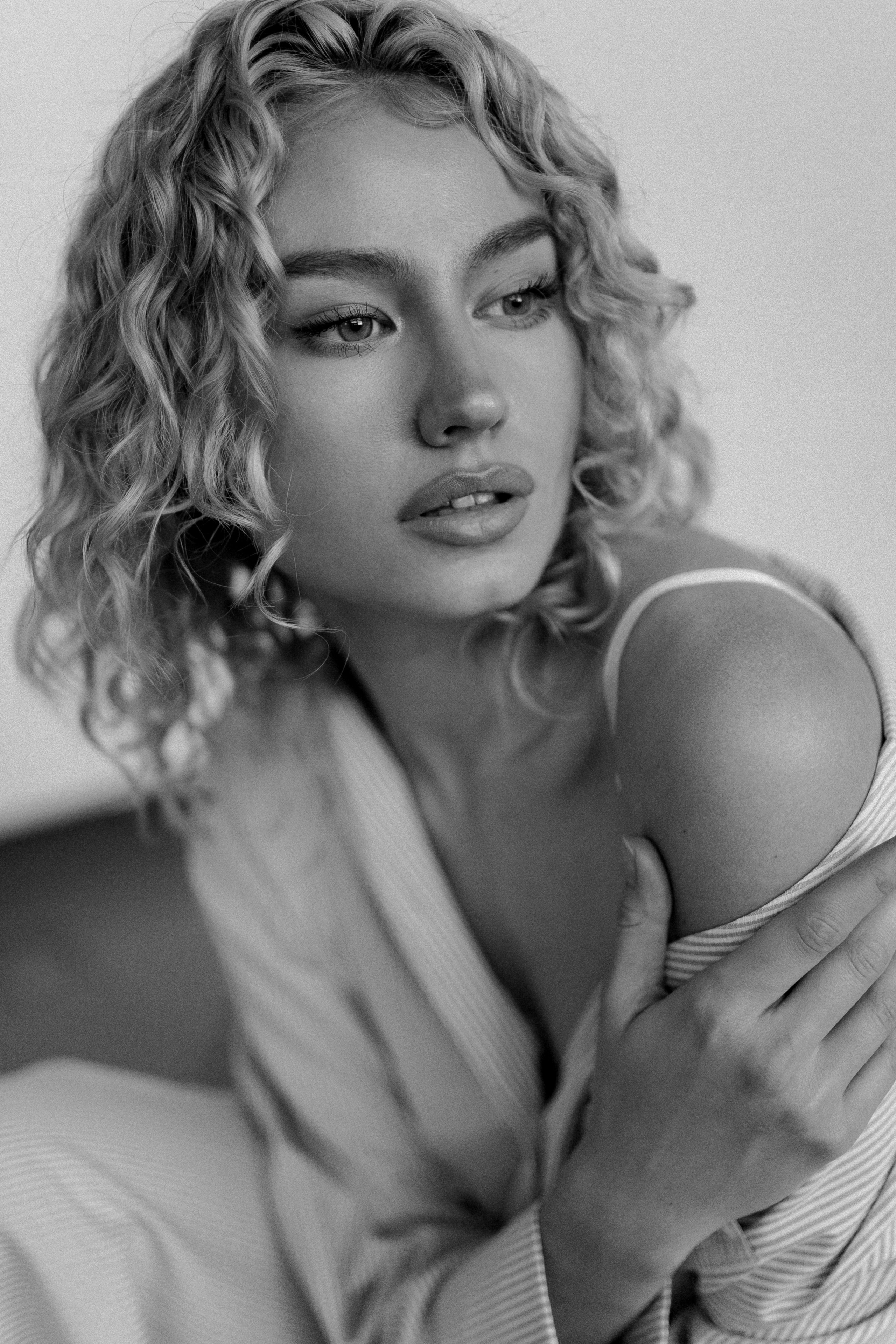 Модель для предметной съемки Алина У. С.-Пб| Sale Easy