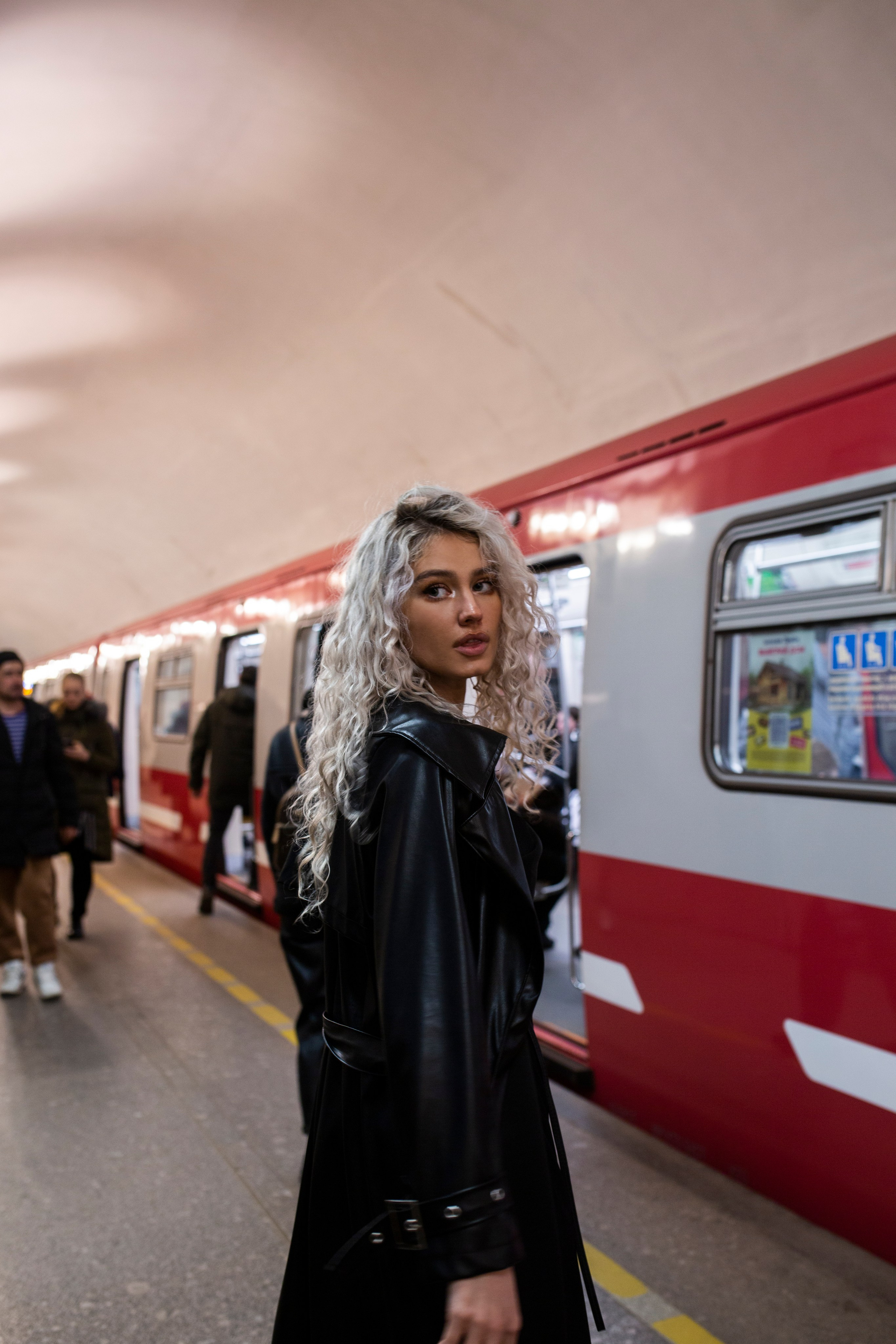 Модель для предметной съемки Алина У. С.-Пб| Sale Easy