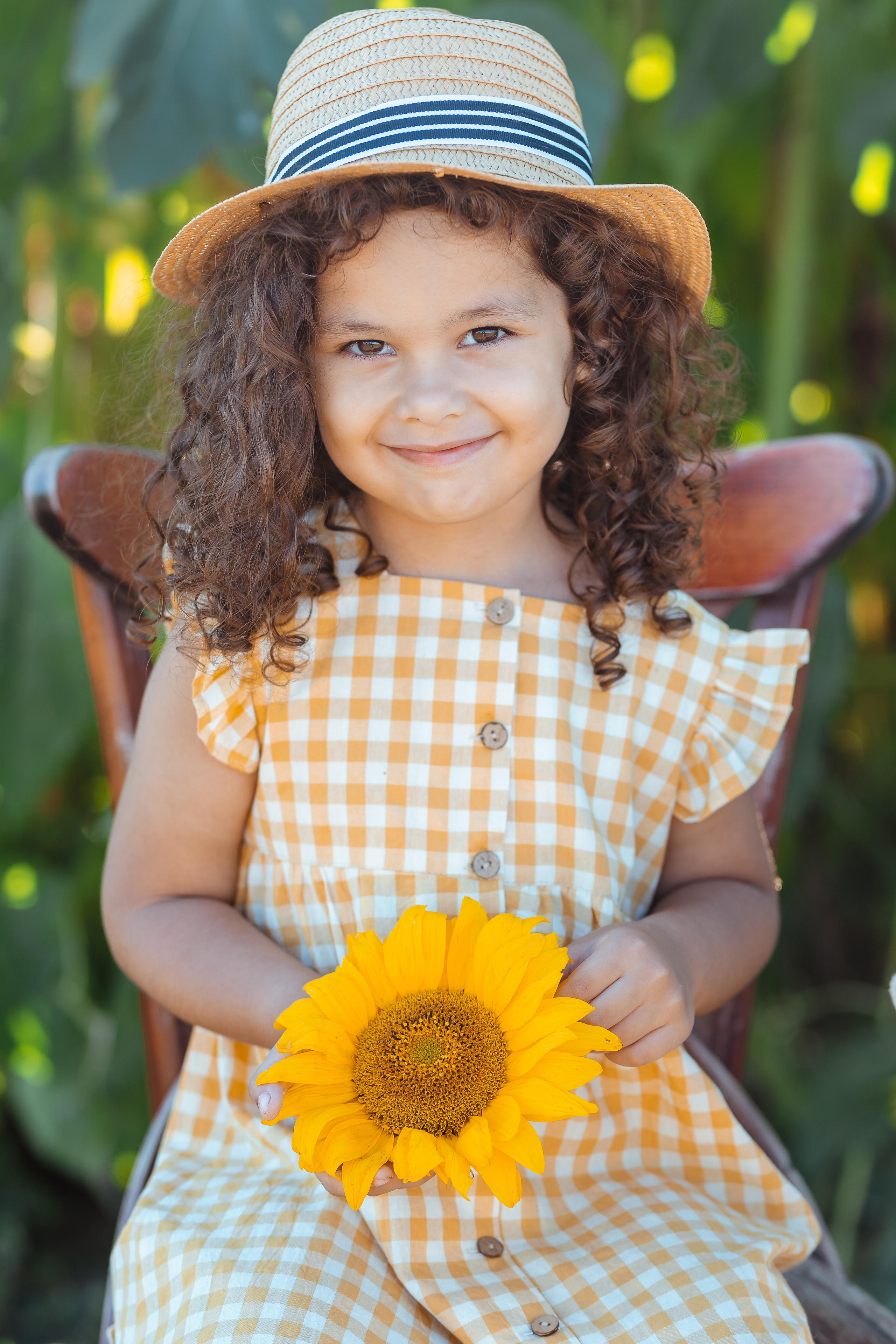 Модель девочка для предметной съемки Ева В С-Петербург | Sale Easy