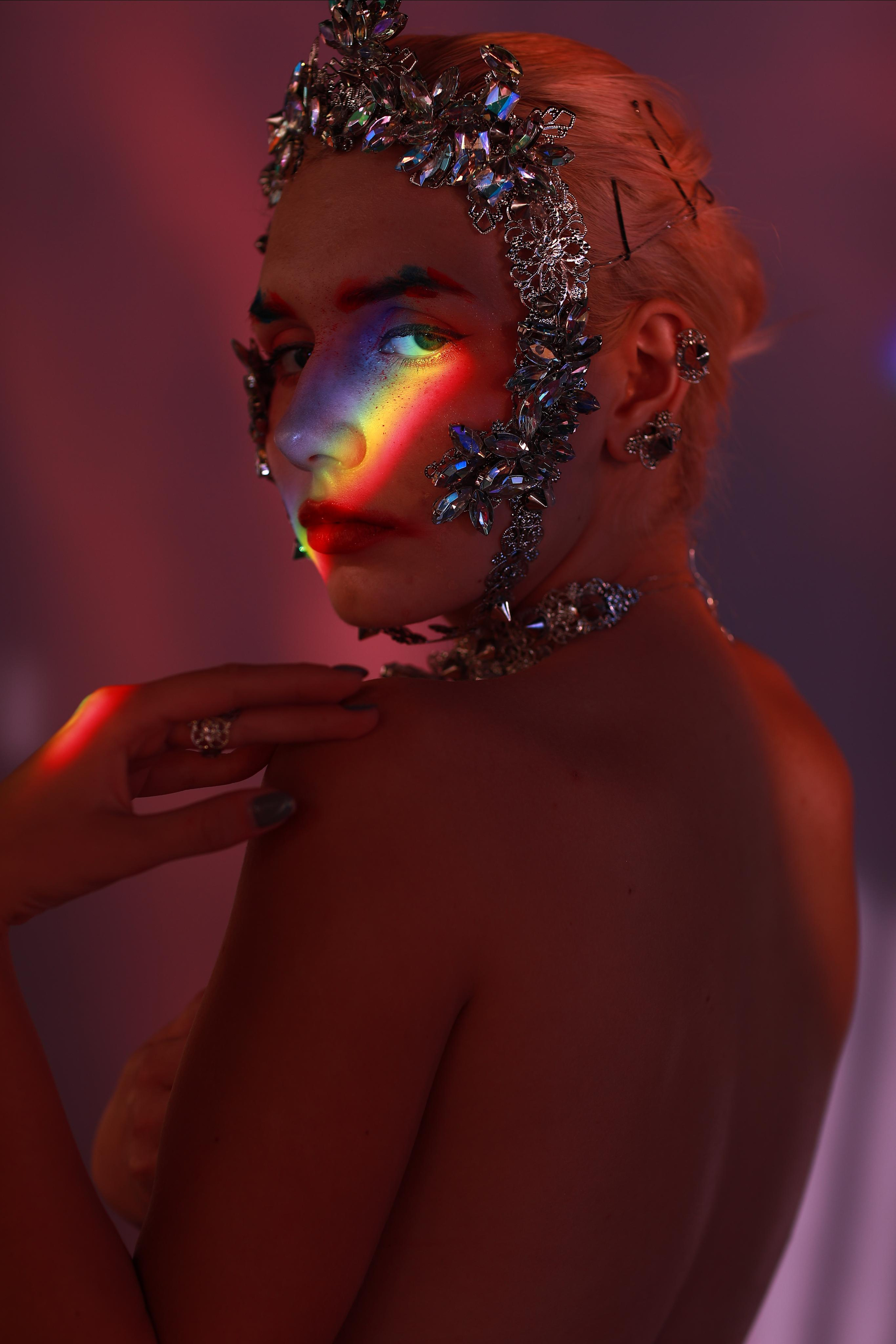 Модель для предметной съемки москвичка Арина| Sale Easy