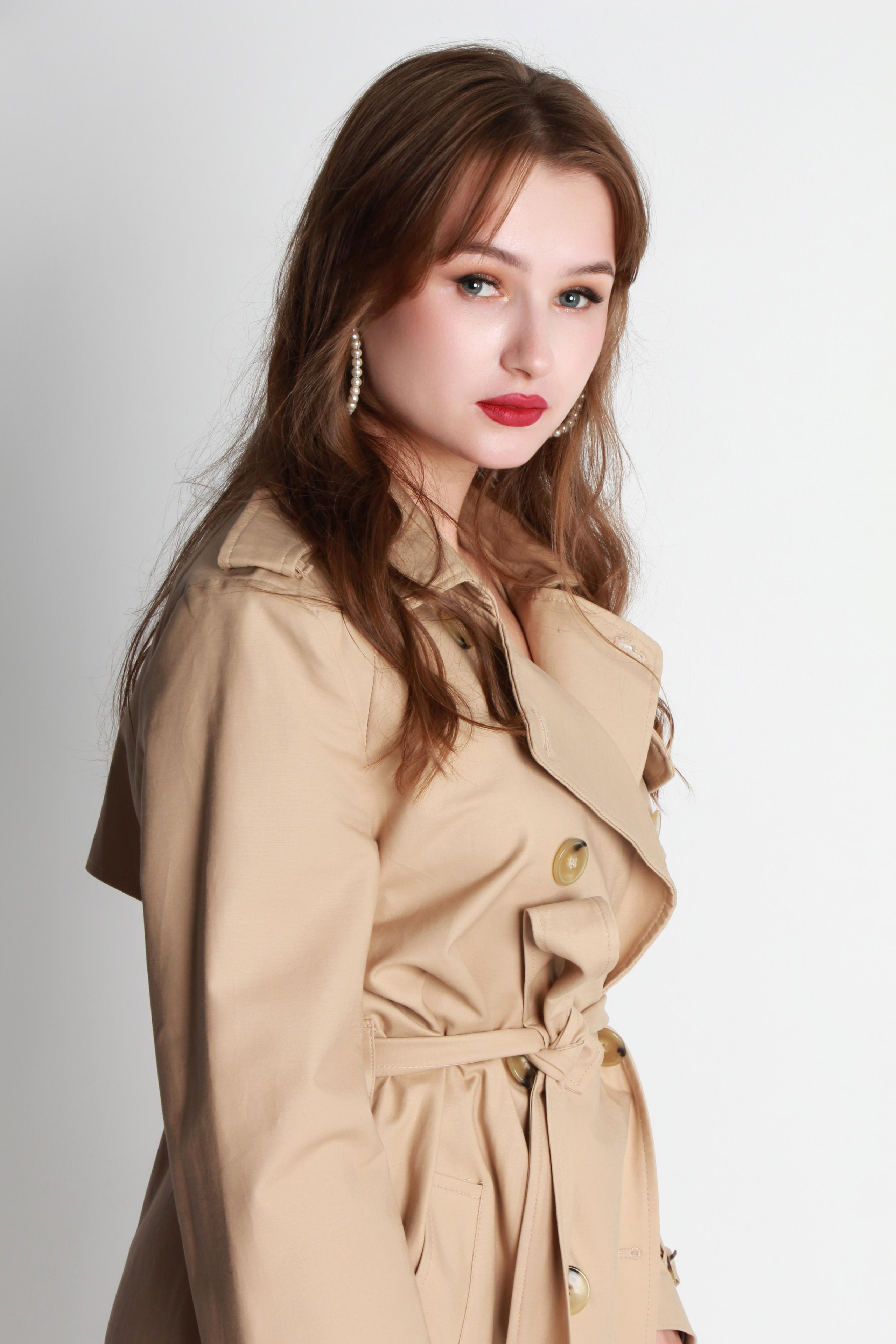 Модель для предметной съемки Любовь А  Новосибирск| Sale Easy