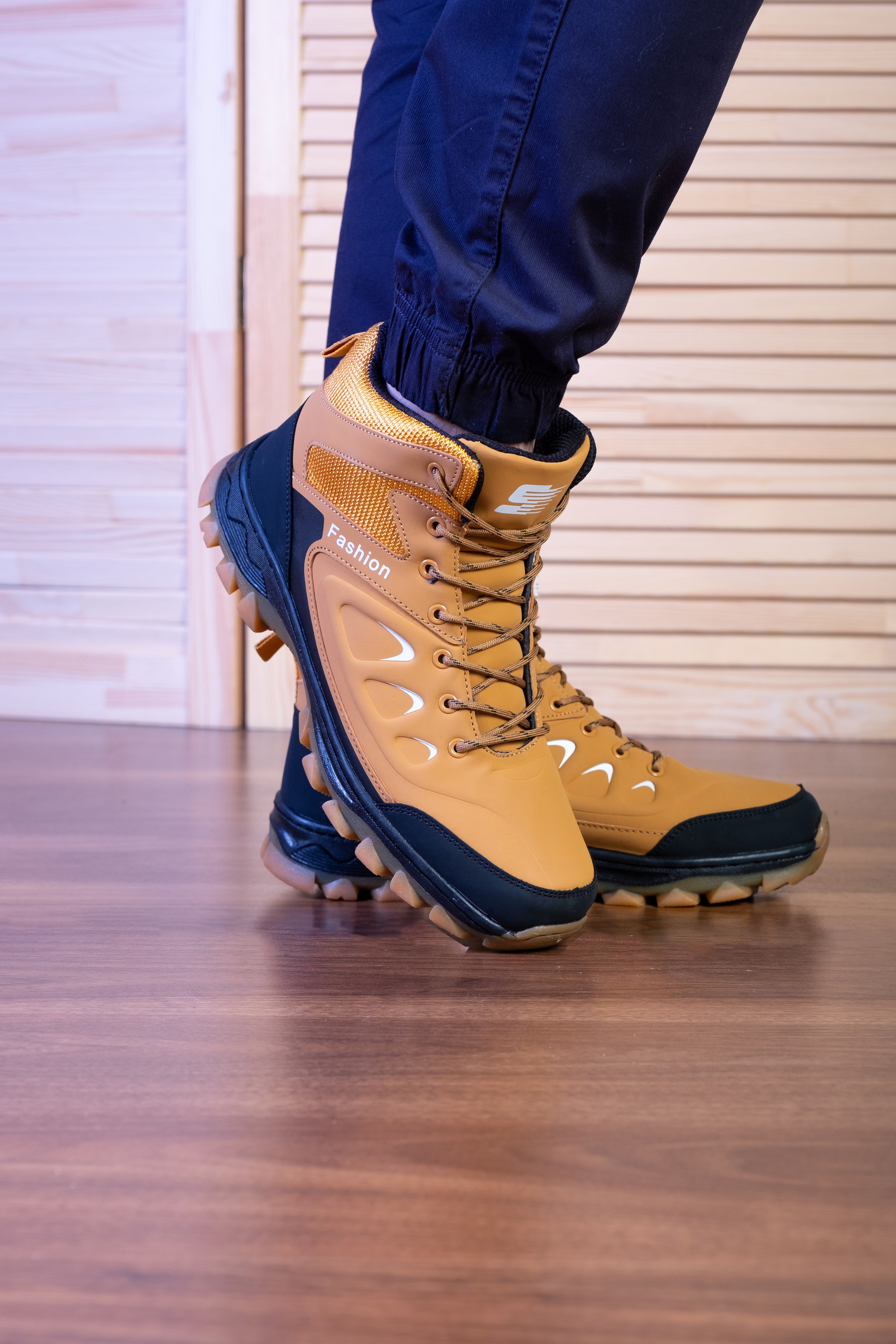 Портфолио. Фото мужской одежды для маркетплейсов | Sale Easy