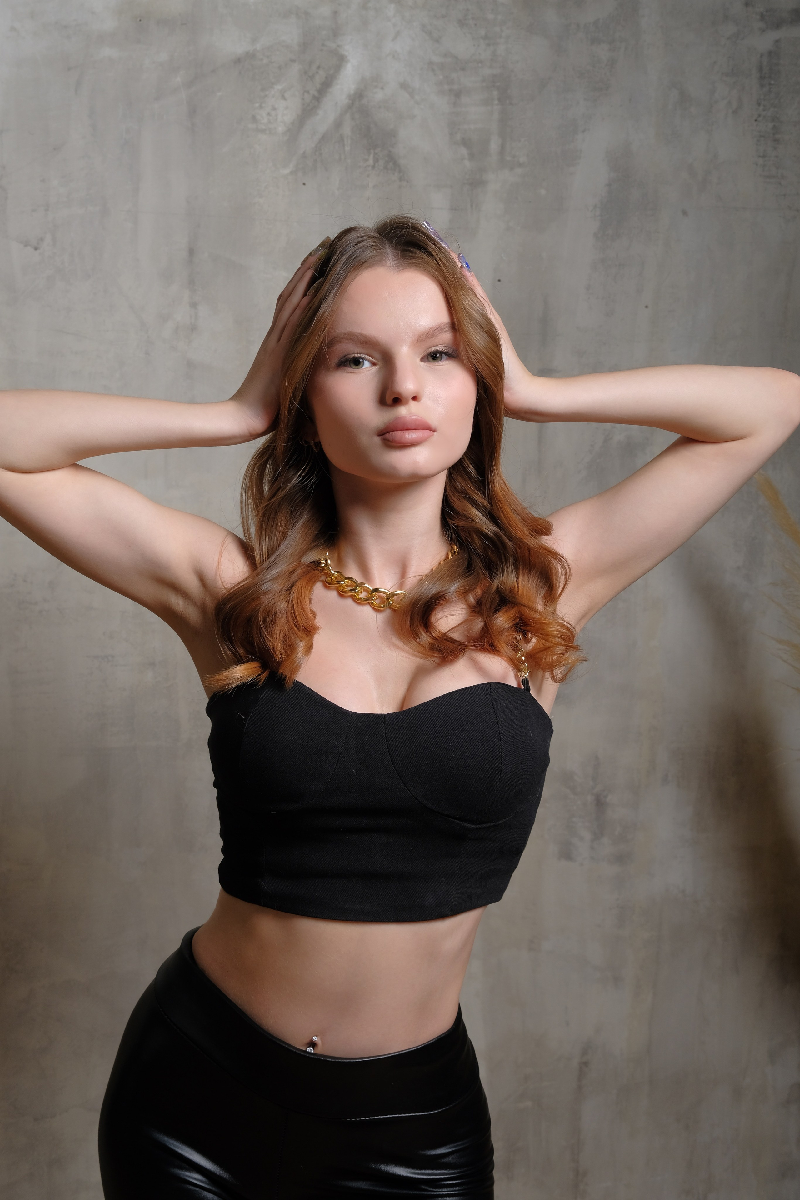 Модель для предметной съемки Анна Х. Н.Н.| Sale Easy