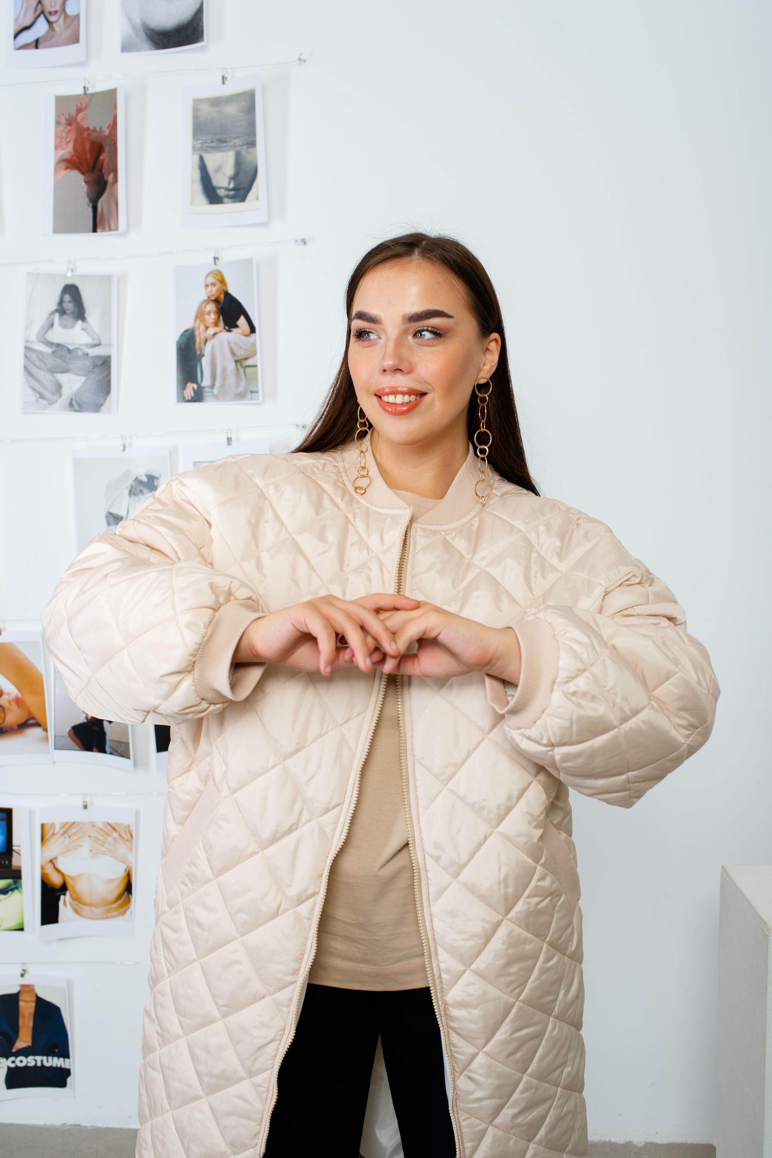 Модель plus size для предметной съемки Полина С-Петербург | Sale Easy