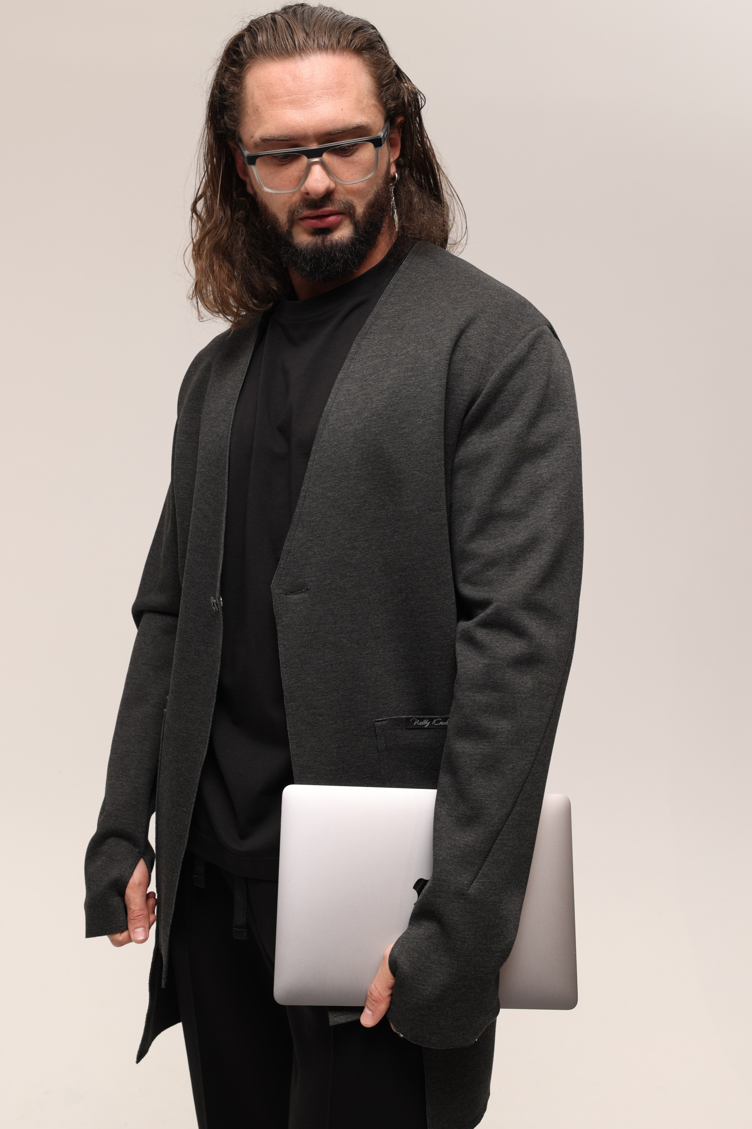 Модель для предметной съемки Алексей Б. Н.Н.| Sale Easy