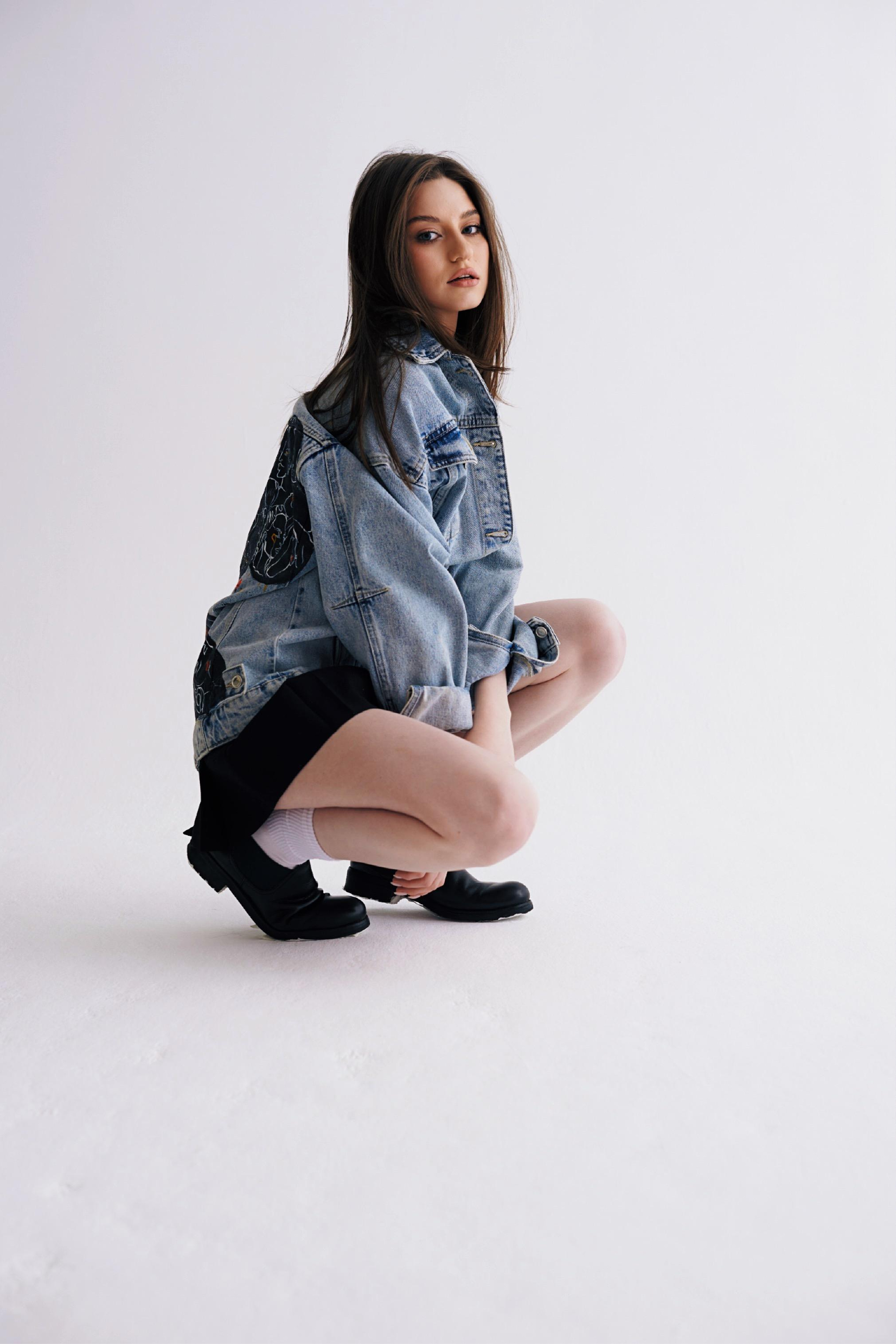 Модель для предметной съемки Варвара Москва| Sale Easy