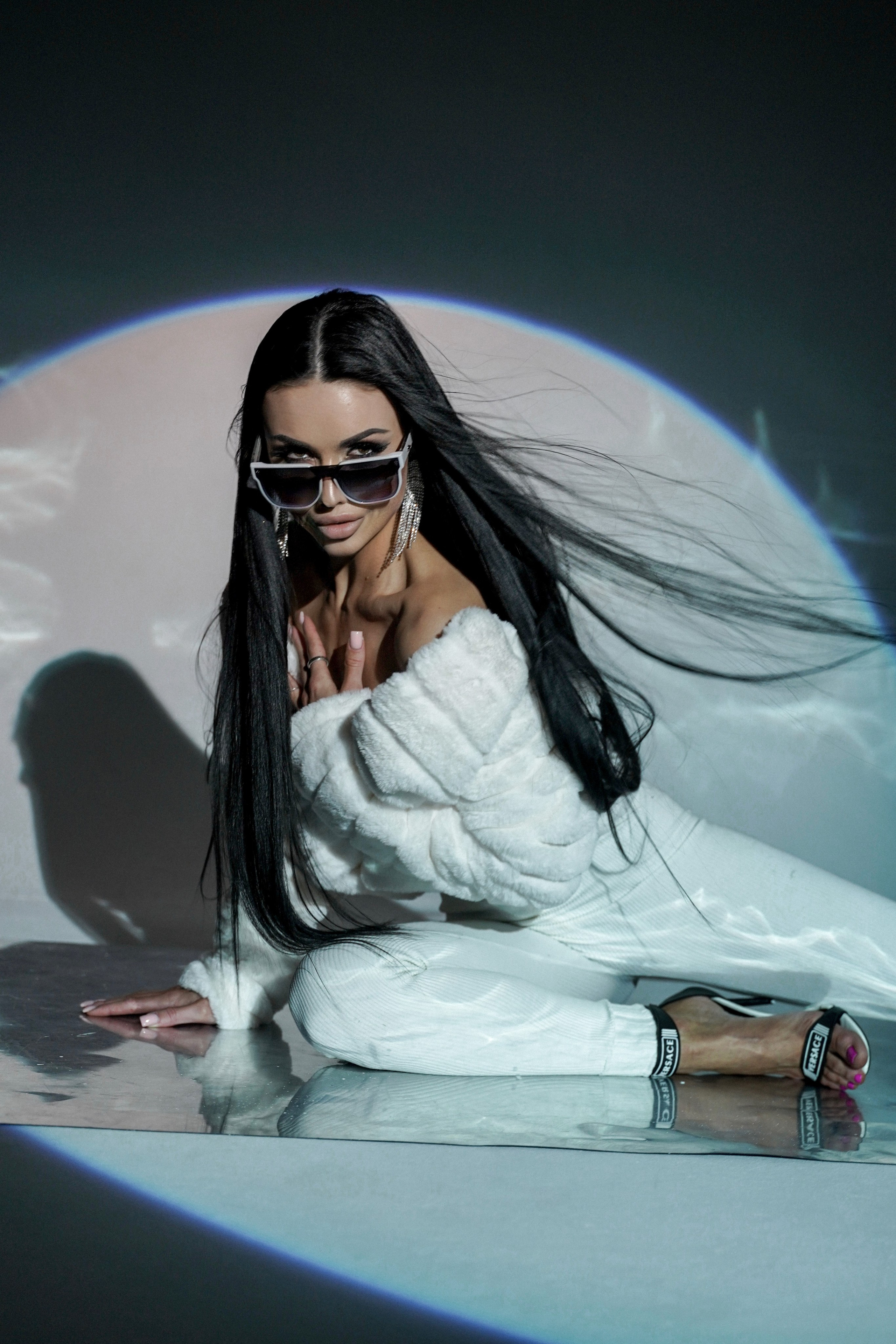 Модель для предметной съемки Яна Н.Н.| Sale Easy