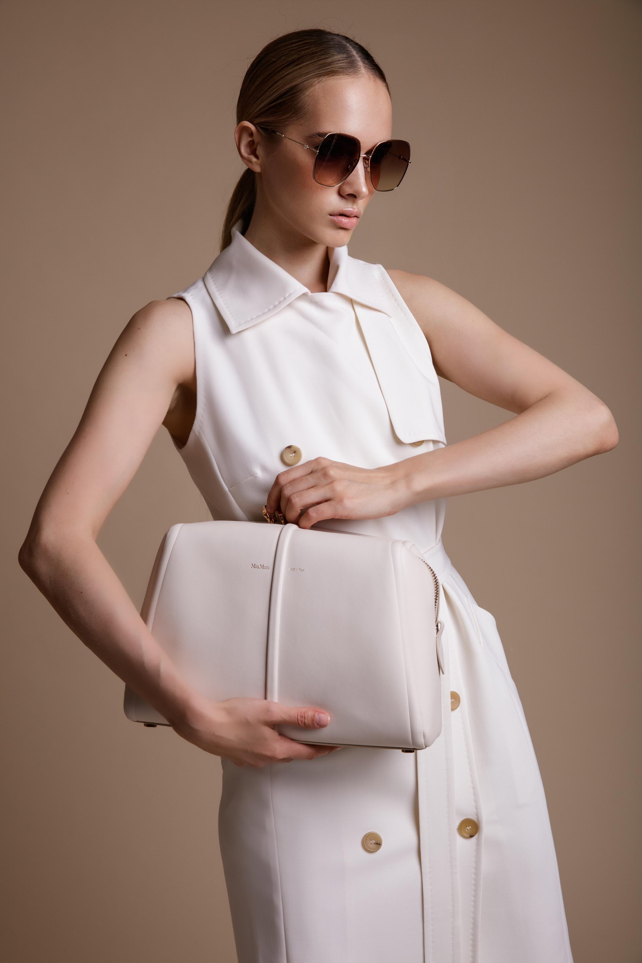 Модель для предметной съемки Анастасия К. Москва| Sale Easy