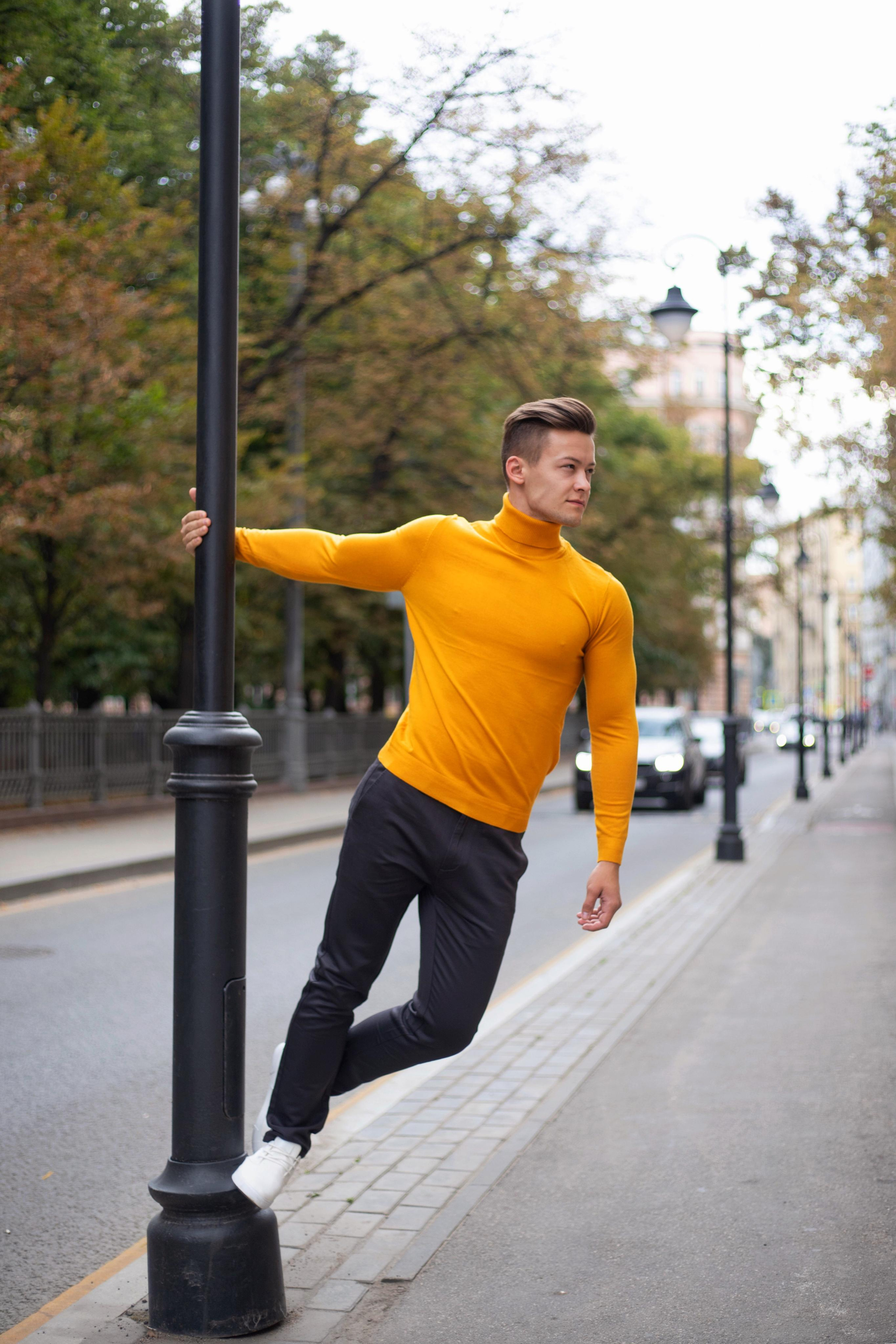 Модель для предметной съемки Роман АА Москва | Sale Easy