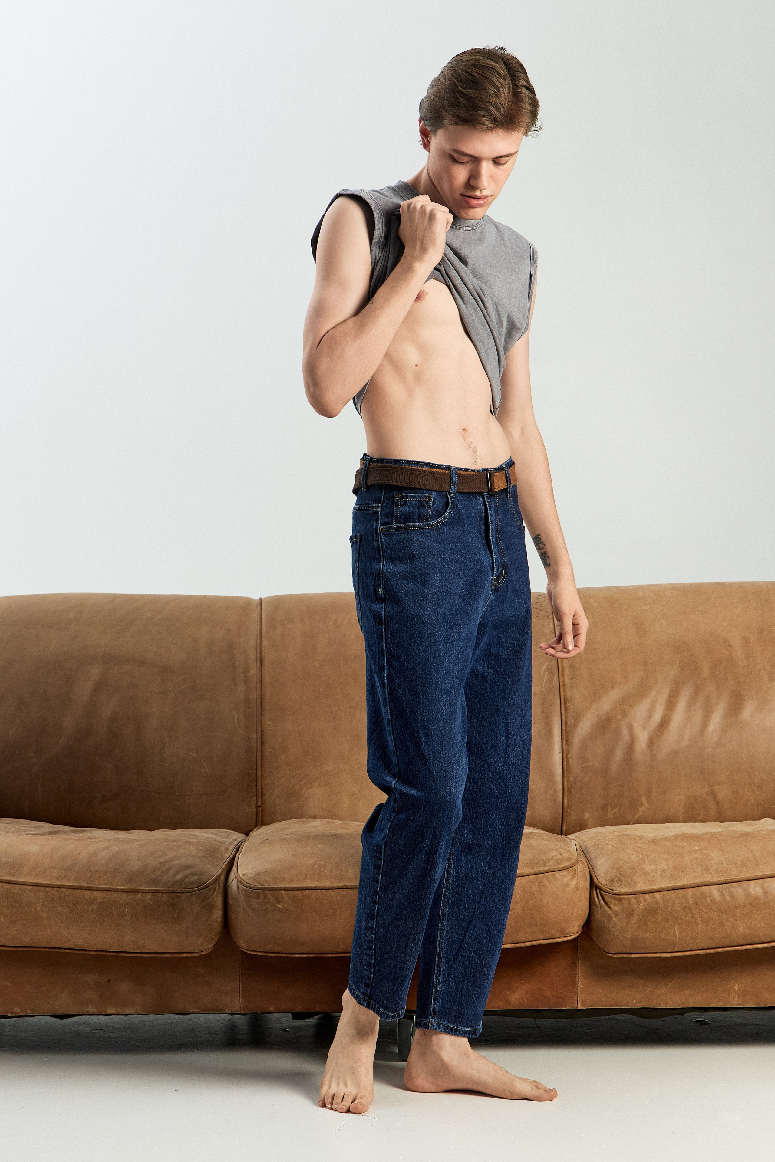 Модель для предметной съемки Руслан id 11 165 Москва| Sale Easy