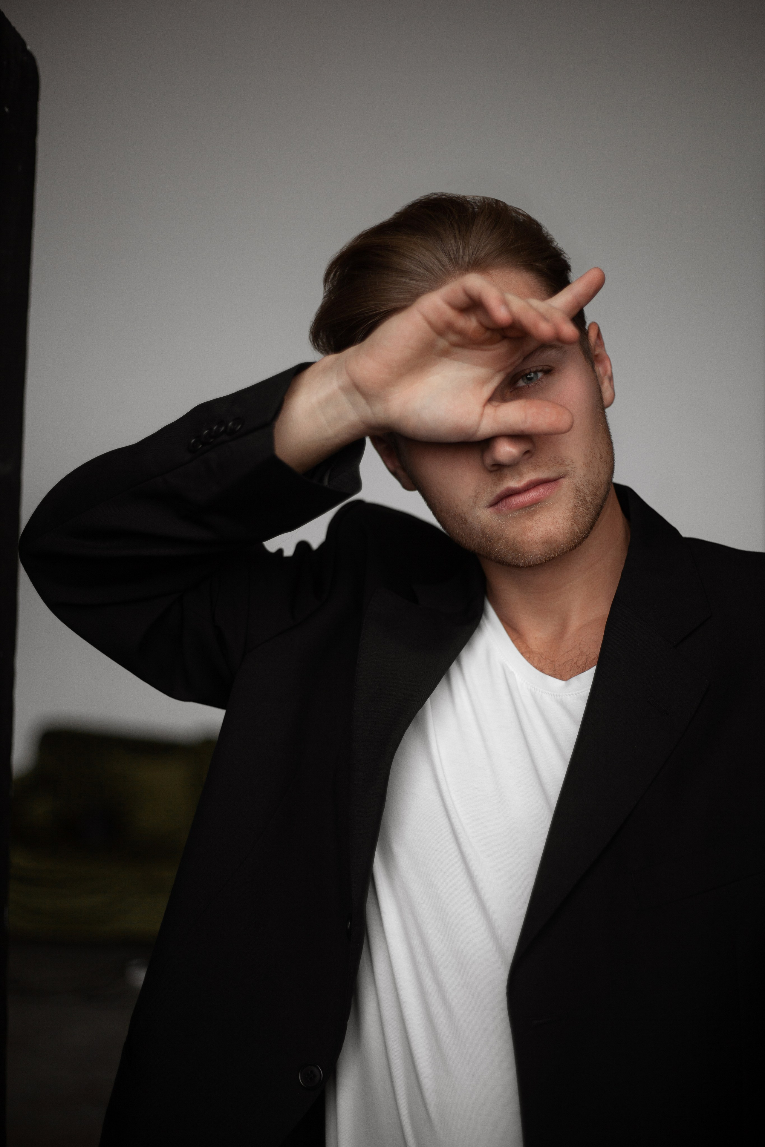 Модель для предметной съемки Игорь А Н.Новгород | Sale Easy