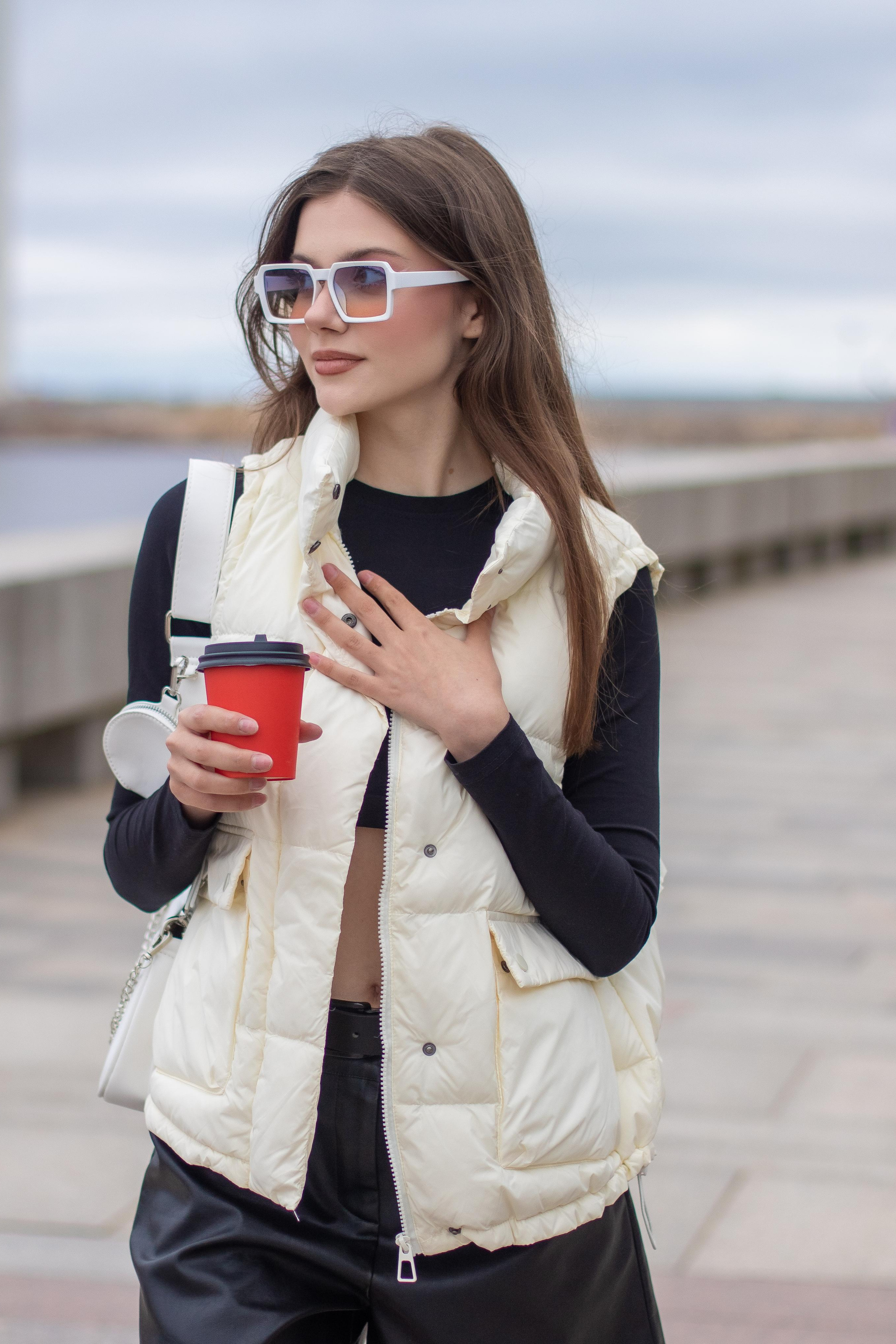 Модель для предметной съемки Кристина К. С-Петербург | Sale Easy