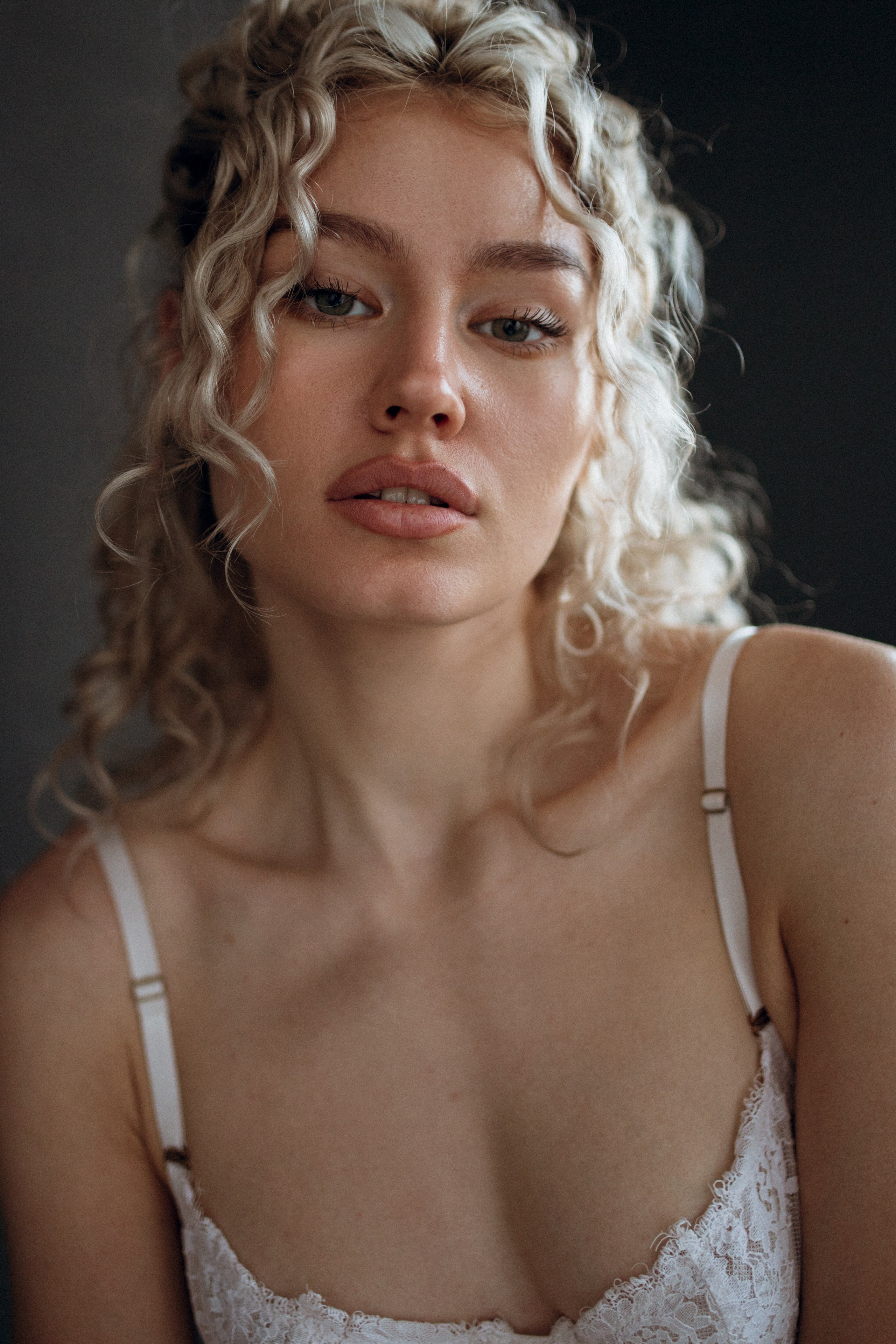 Модель для предметной съемки Алина У. С.-Пб| Sale Easy