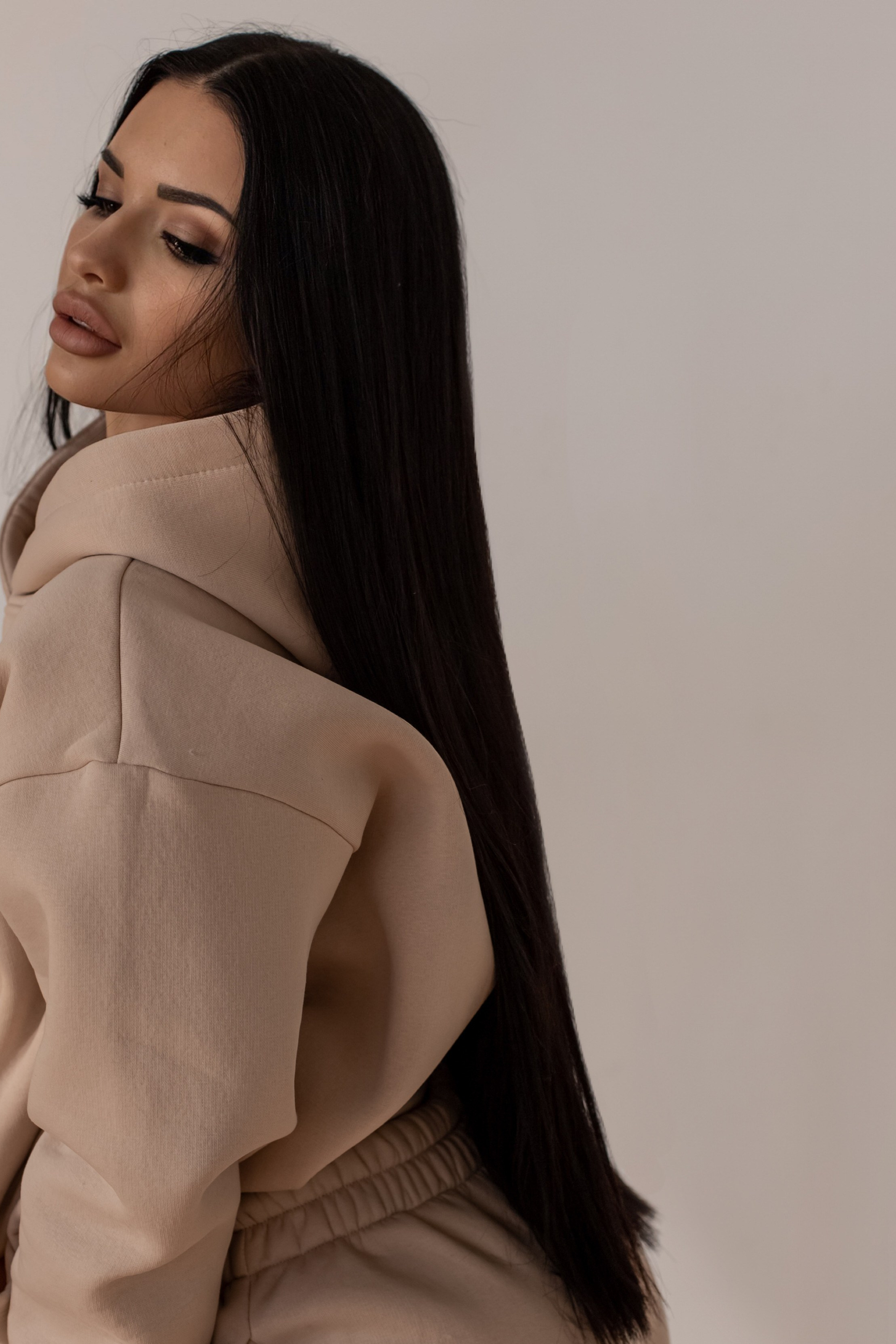 Модель для предметной съемки Яна Н.Н.| Sale Easy