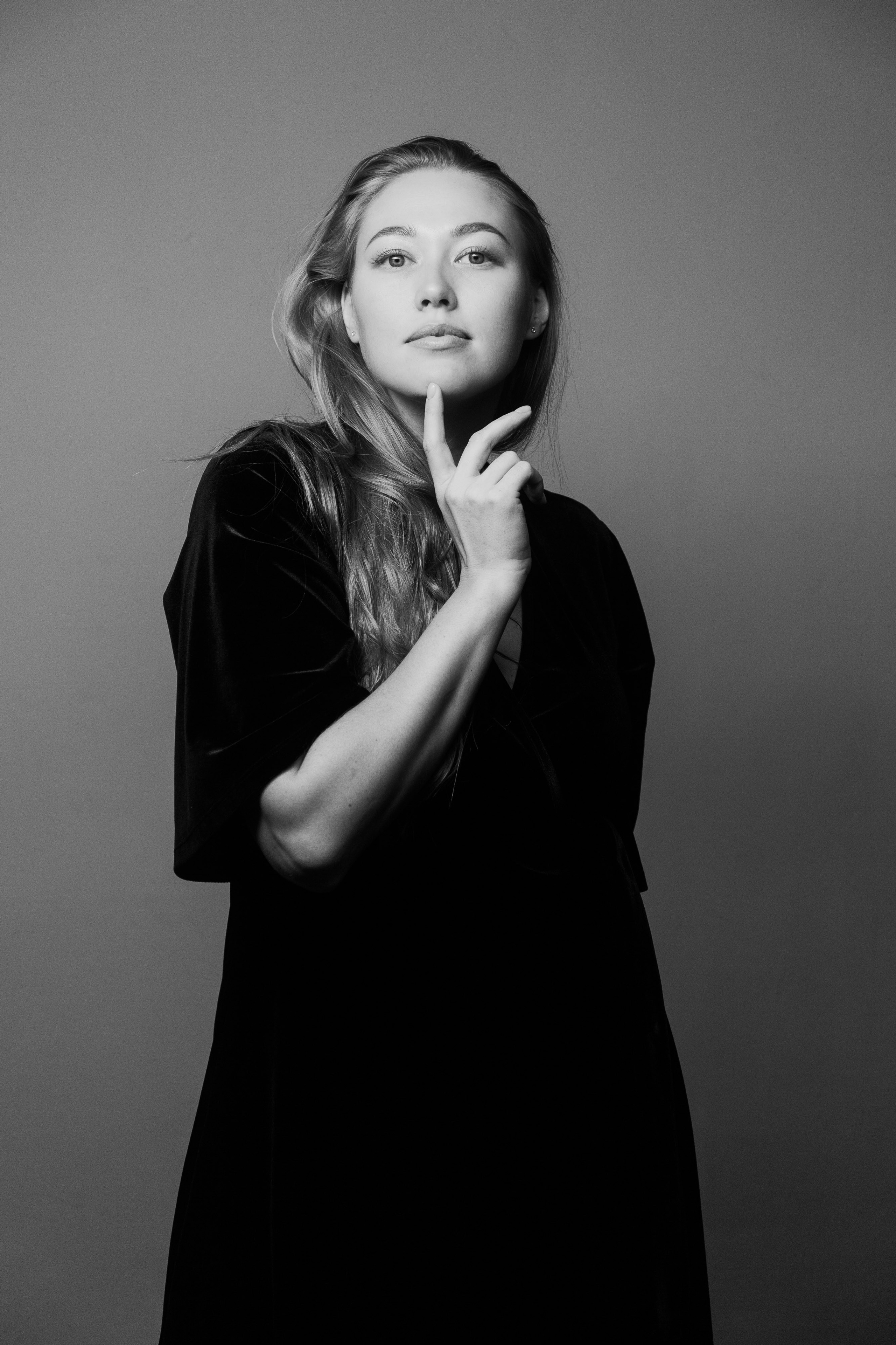 Модель для предметной съемки Ксения Е. С.-Пб| Sale Easy