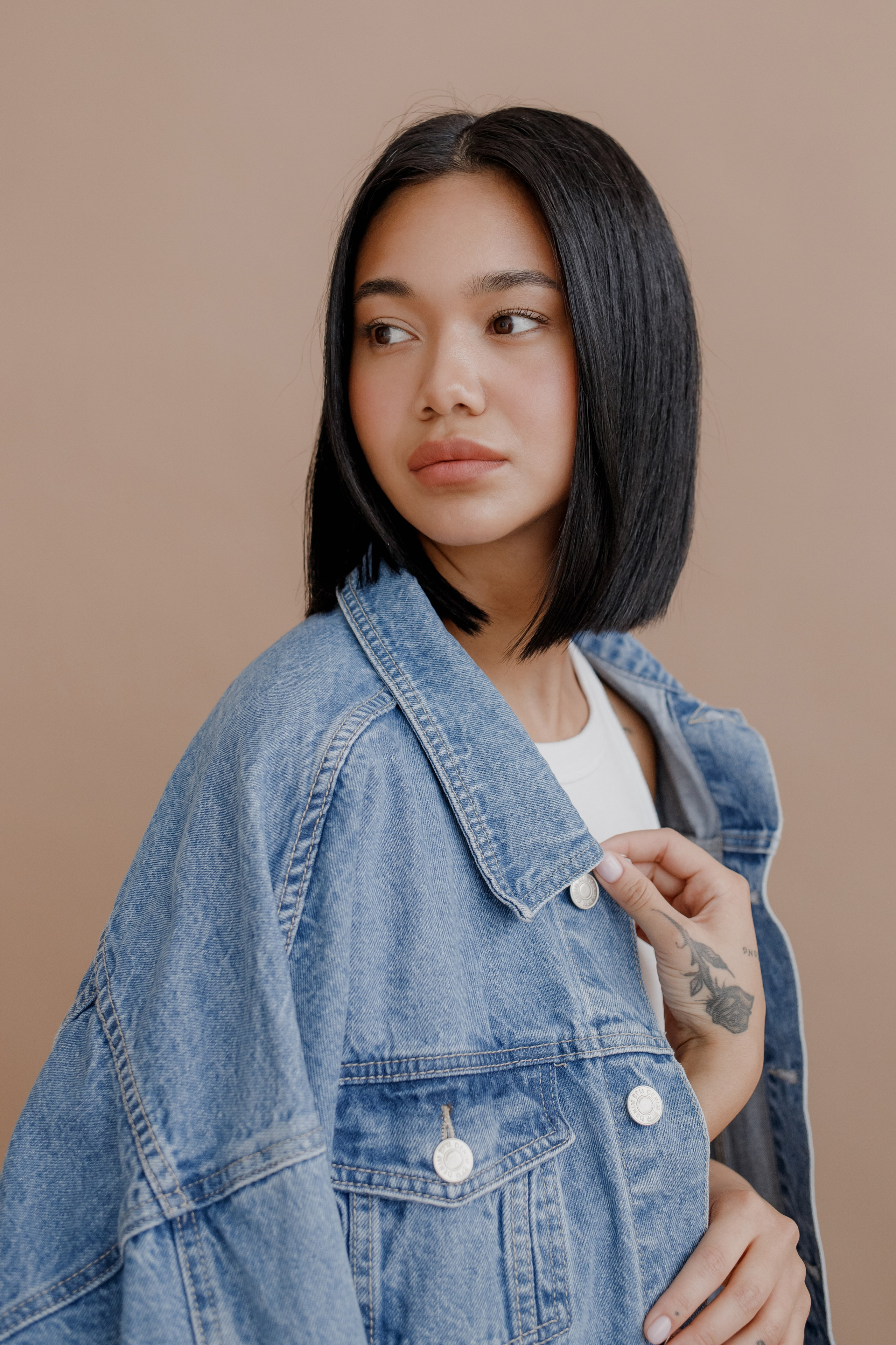 Модель для предметной съемки Валерия Ж. С.-Пб| Sale Easy