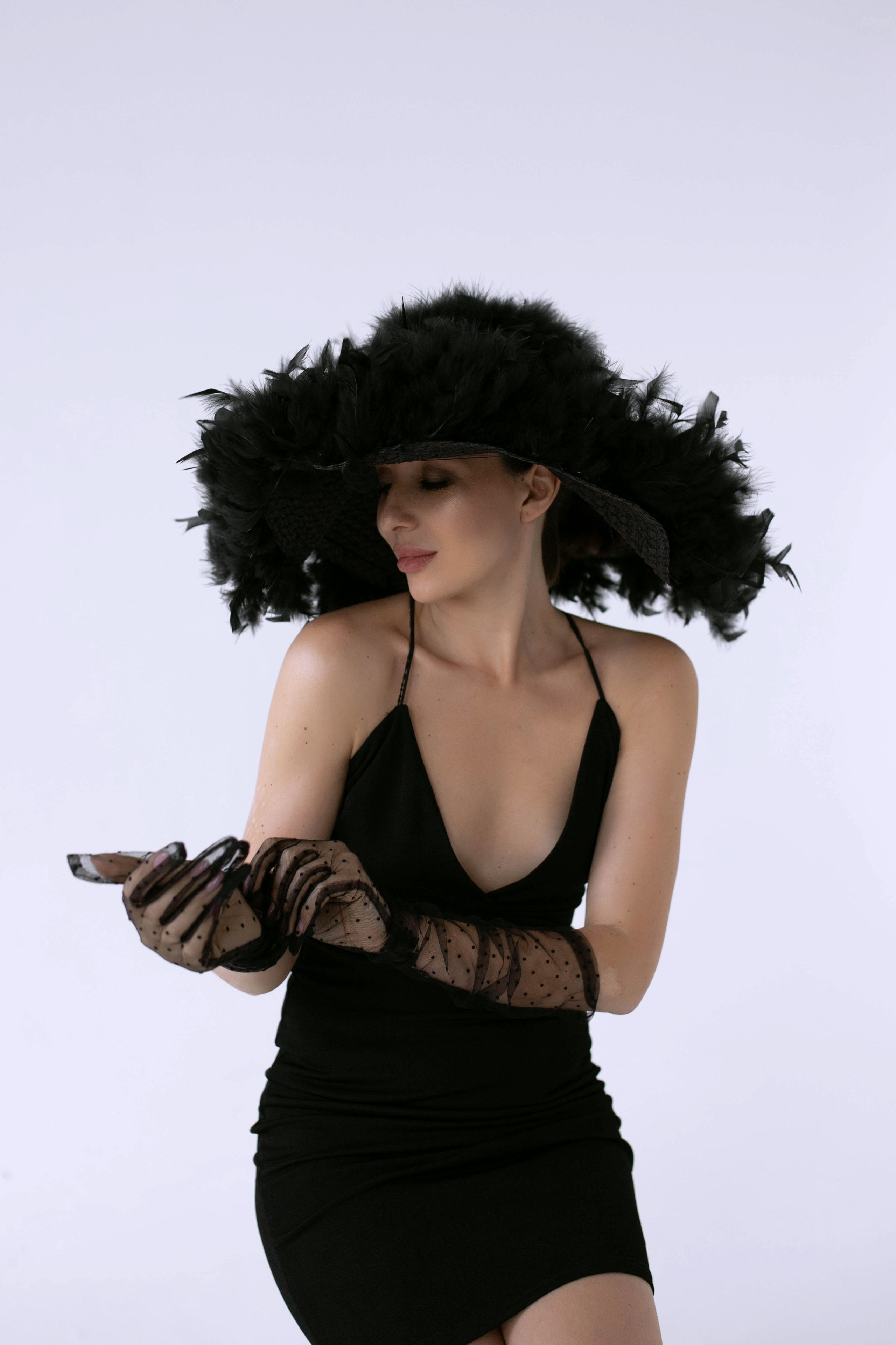 Модель для предметной съемки Юлия 9 Н.Новгород | Sale Easy