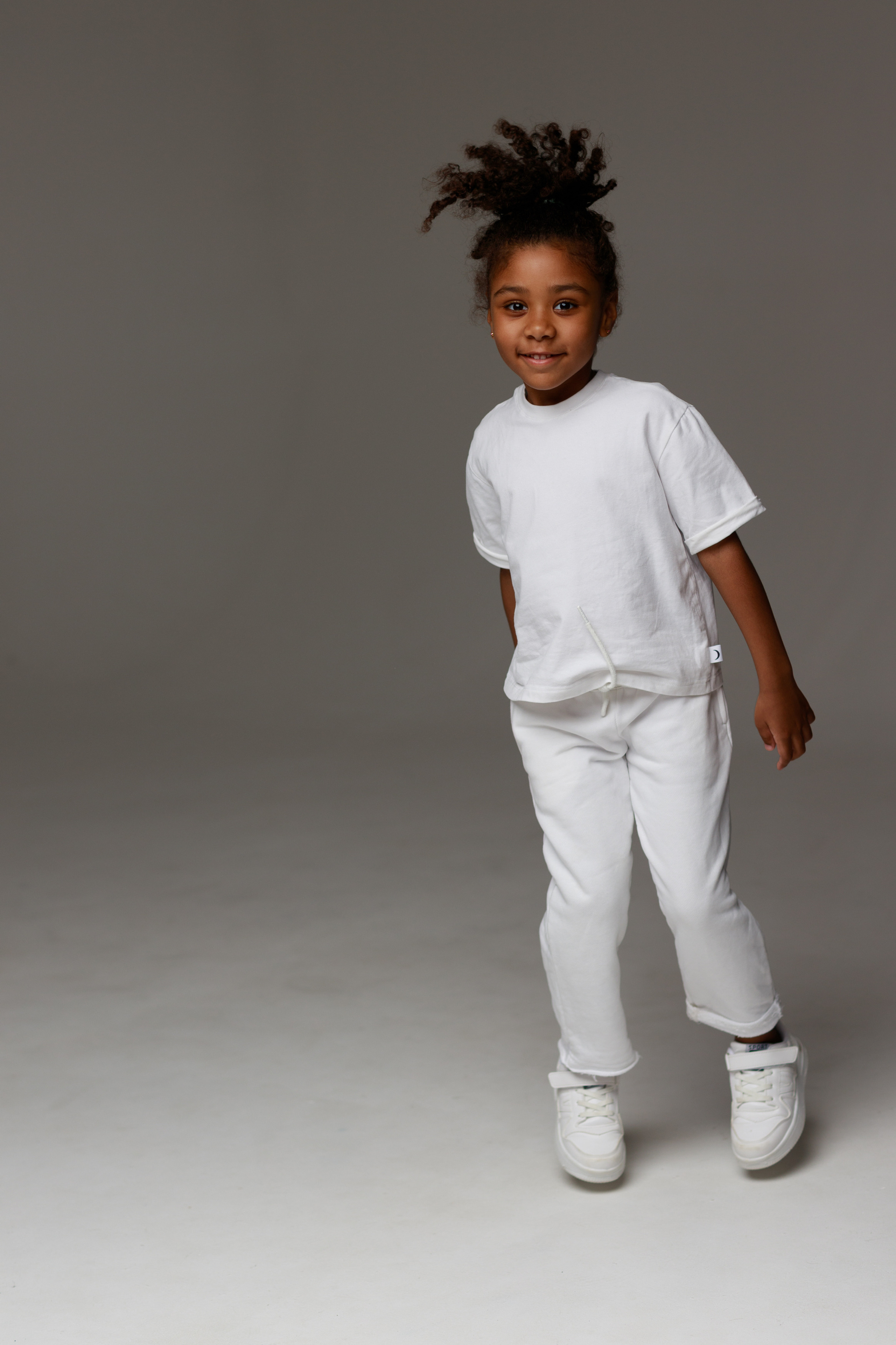 Модели дети для предметной съемки Анжелика Б. Москва | Sale Easy