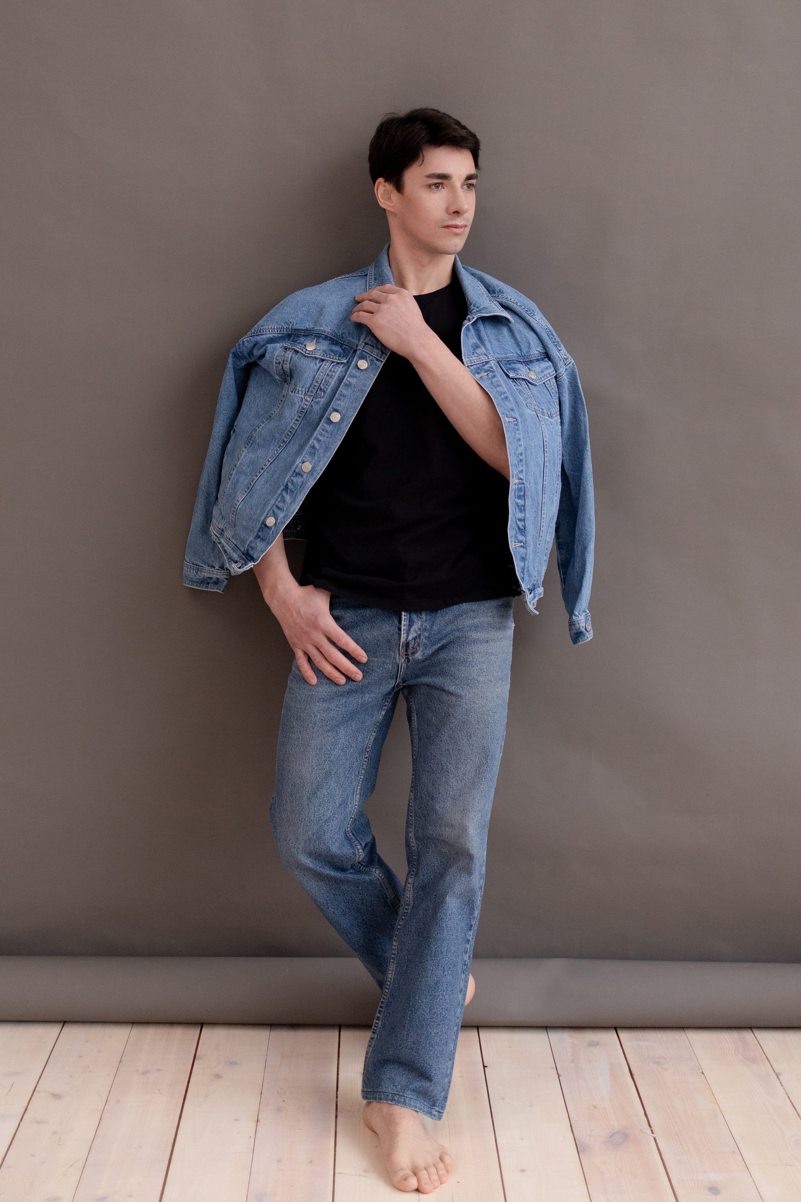 Модель для предметной съемки Владимир id 29 033 С.-Пб| Sale Easy