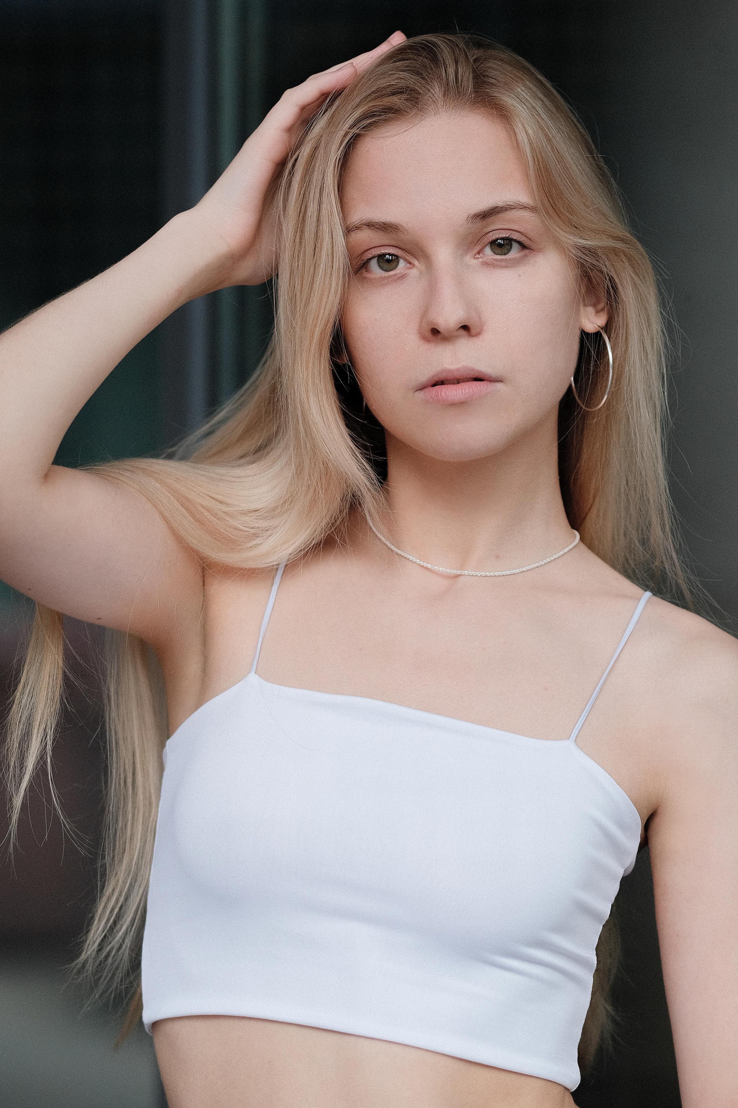 Модель для предметной съемки Мария М. Москва| Sale Easy