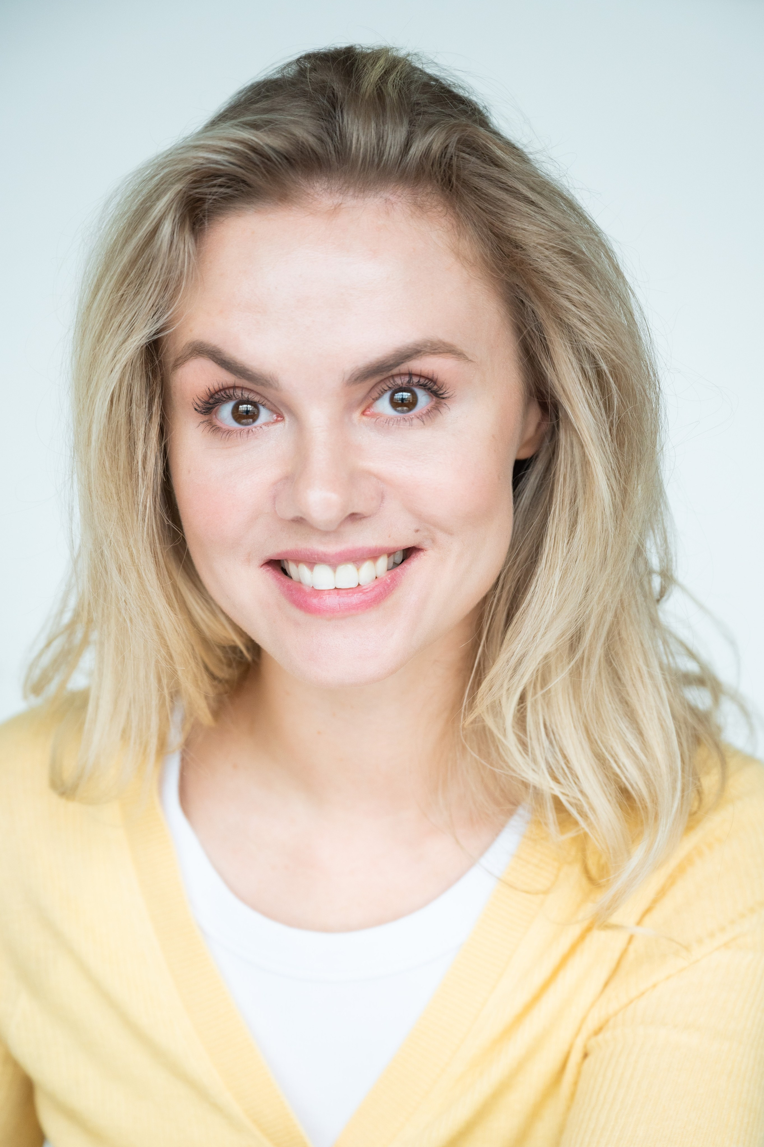 Модель для предметной съемки Ксения Ж Москва| Sale Easy