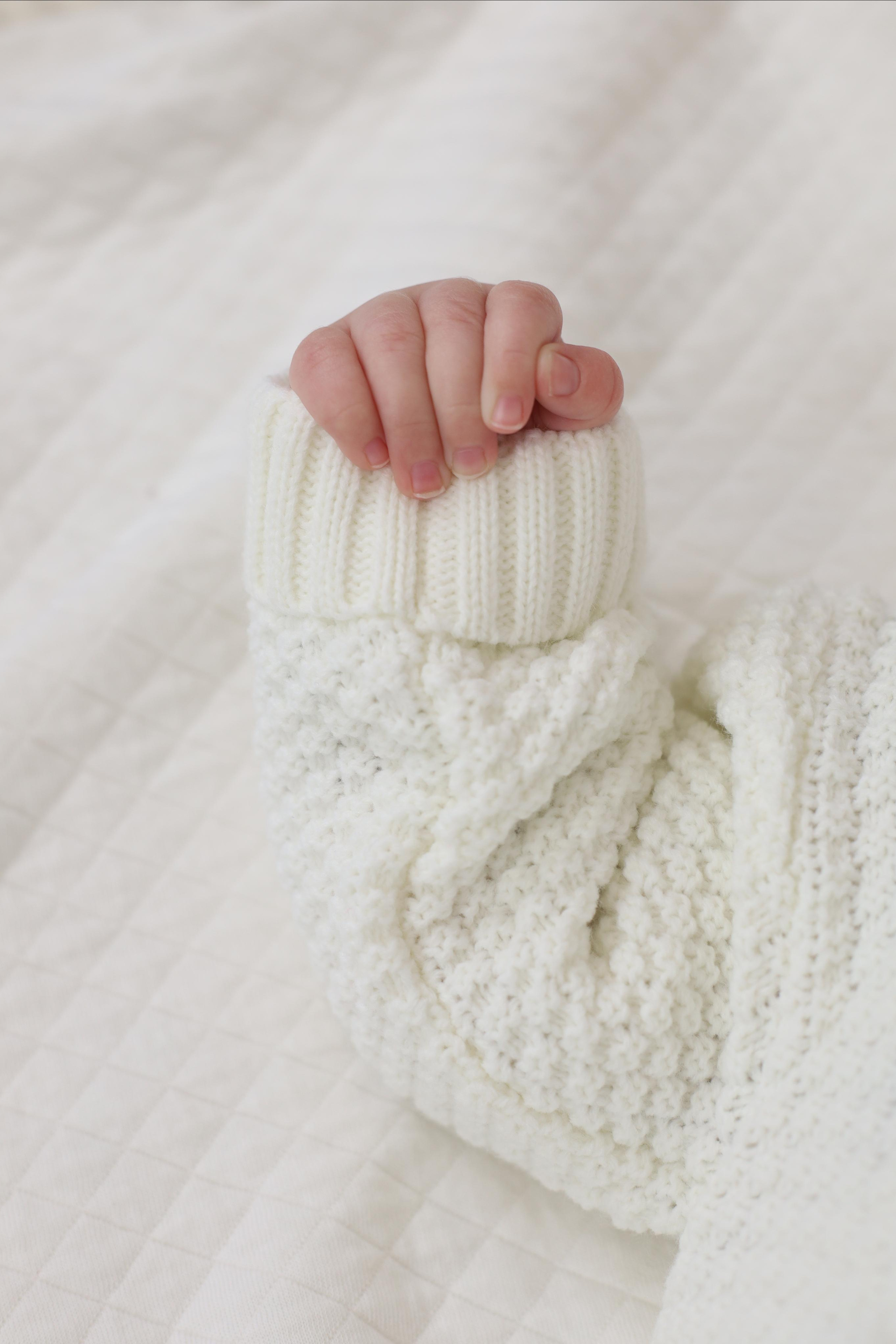 Портфолио.Съемки с малышами 0+ для маркетплейсов | Sale Easy