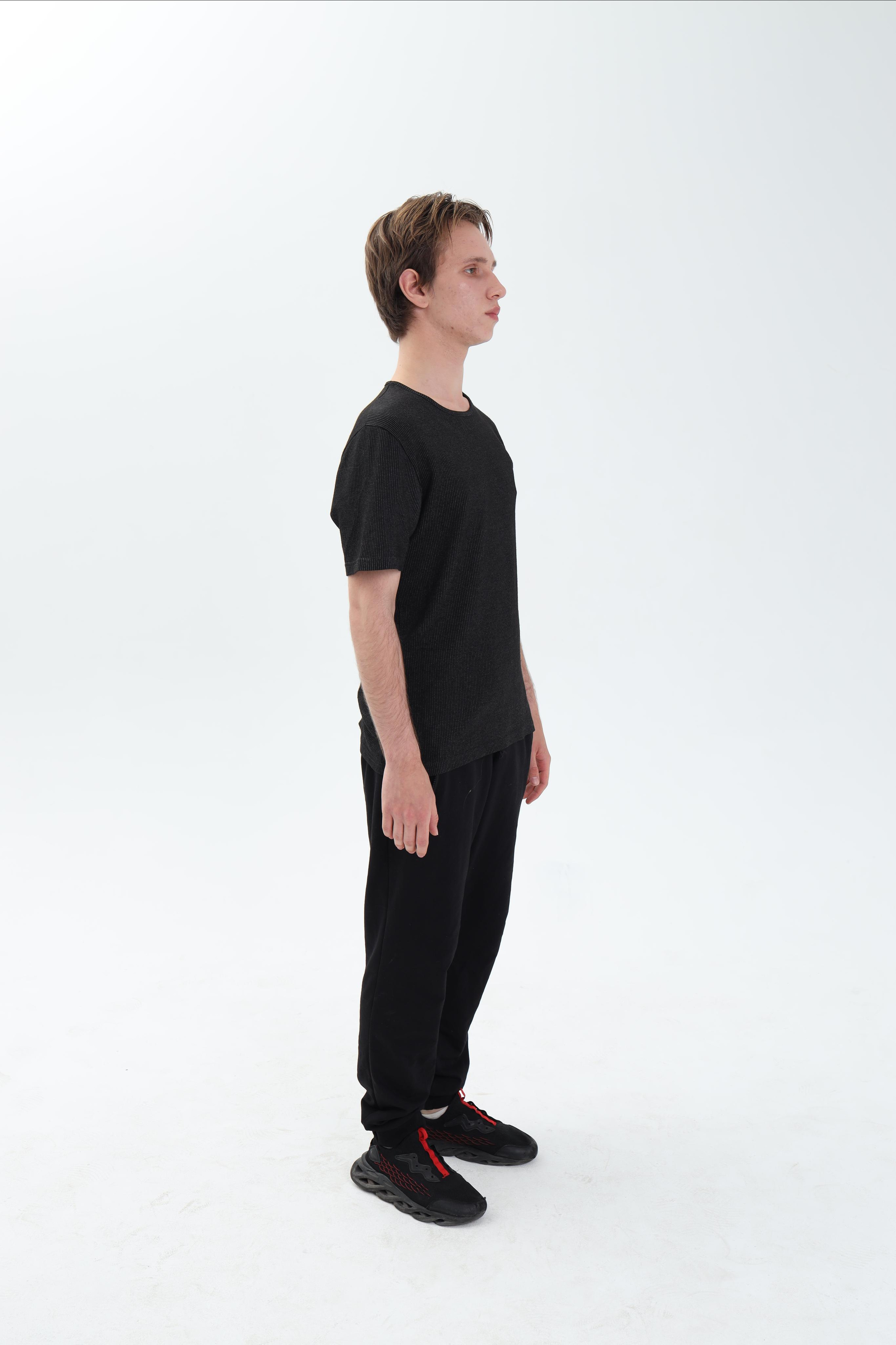 Модель для предметной съемки Виктор Москва | Sale Easy