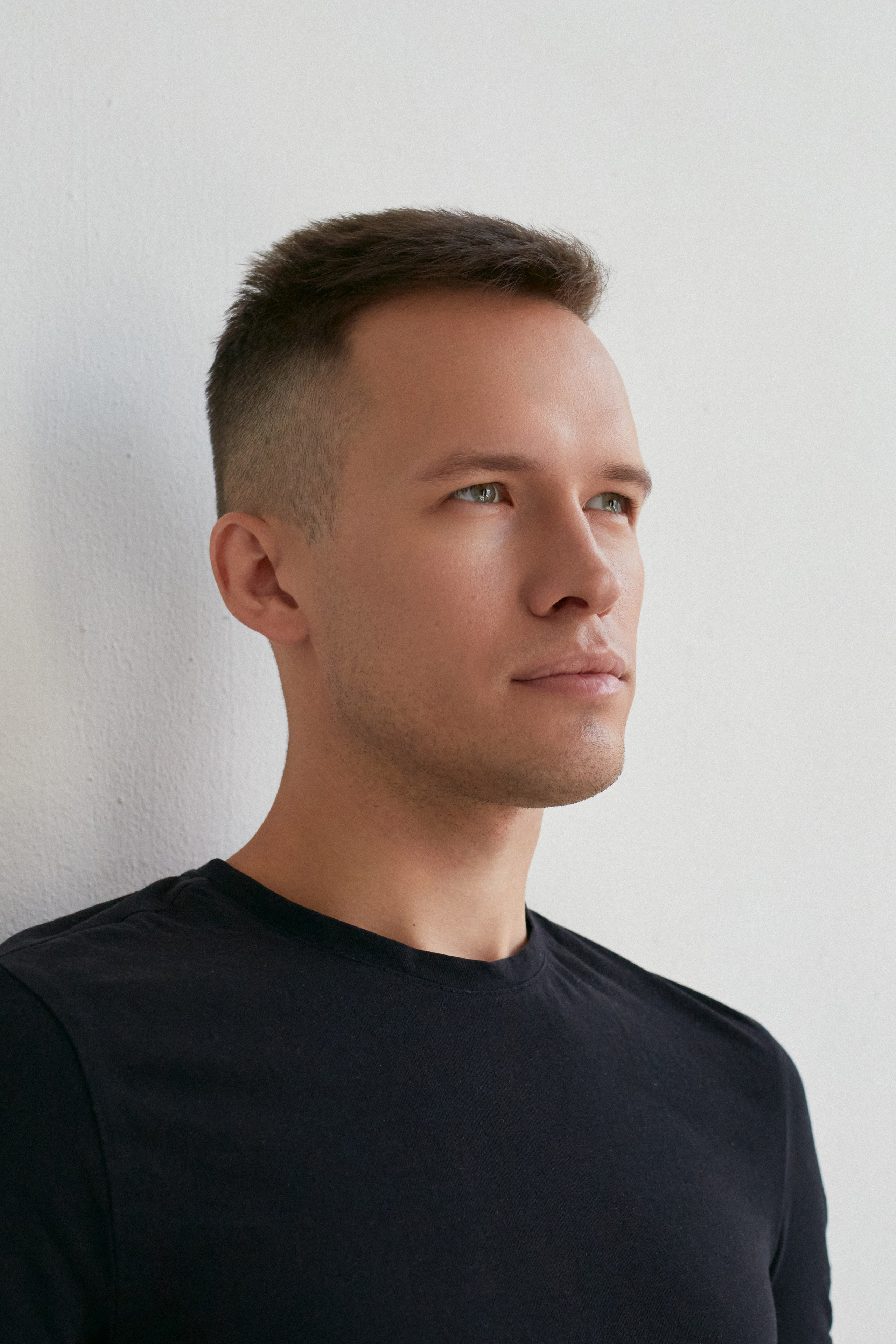 Модель для предметной съемки Роман id 29 031 С.-Пб| Sale Easy