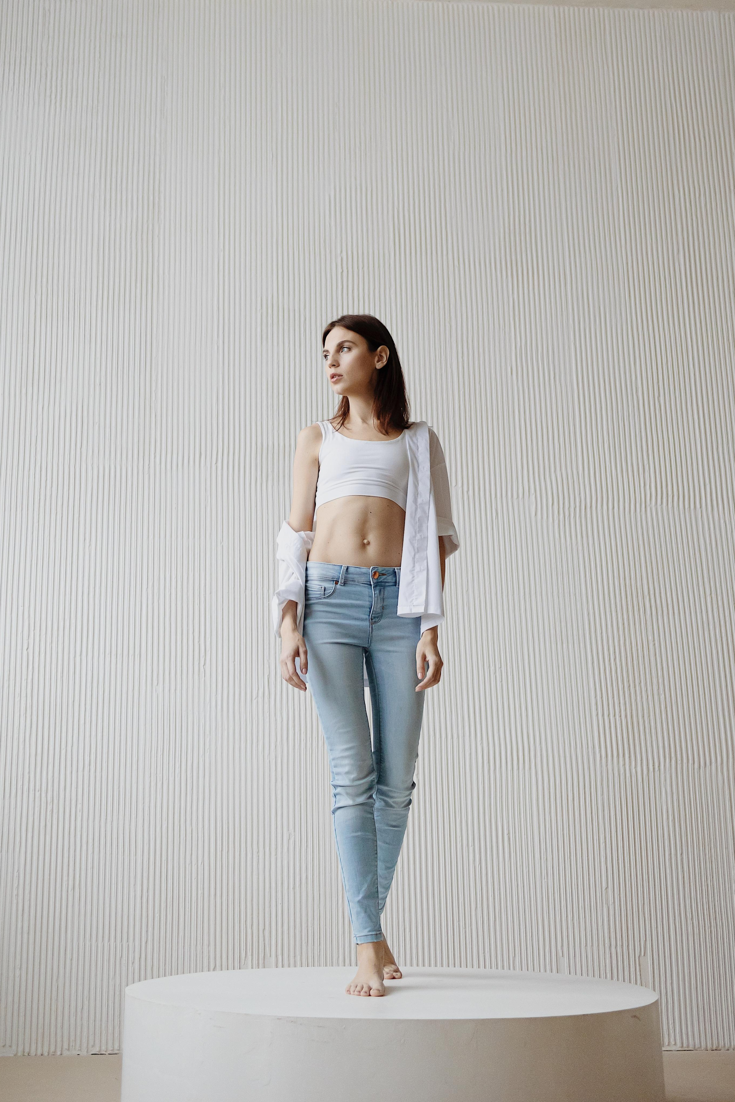 Модель для предметной съемки Евгения Б С-Петербург | Sale Easy