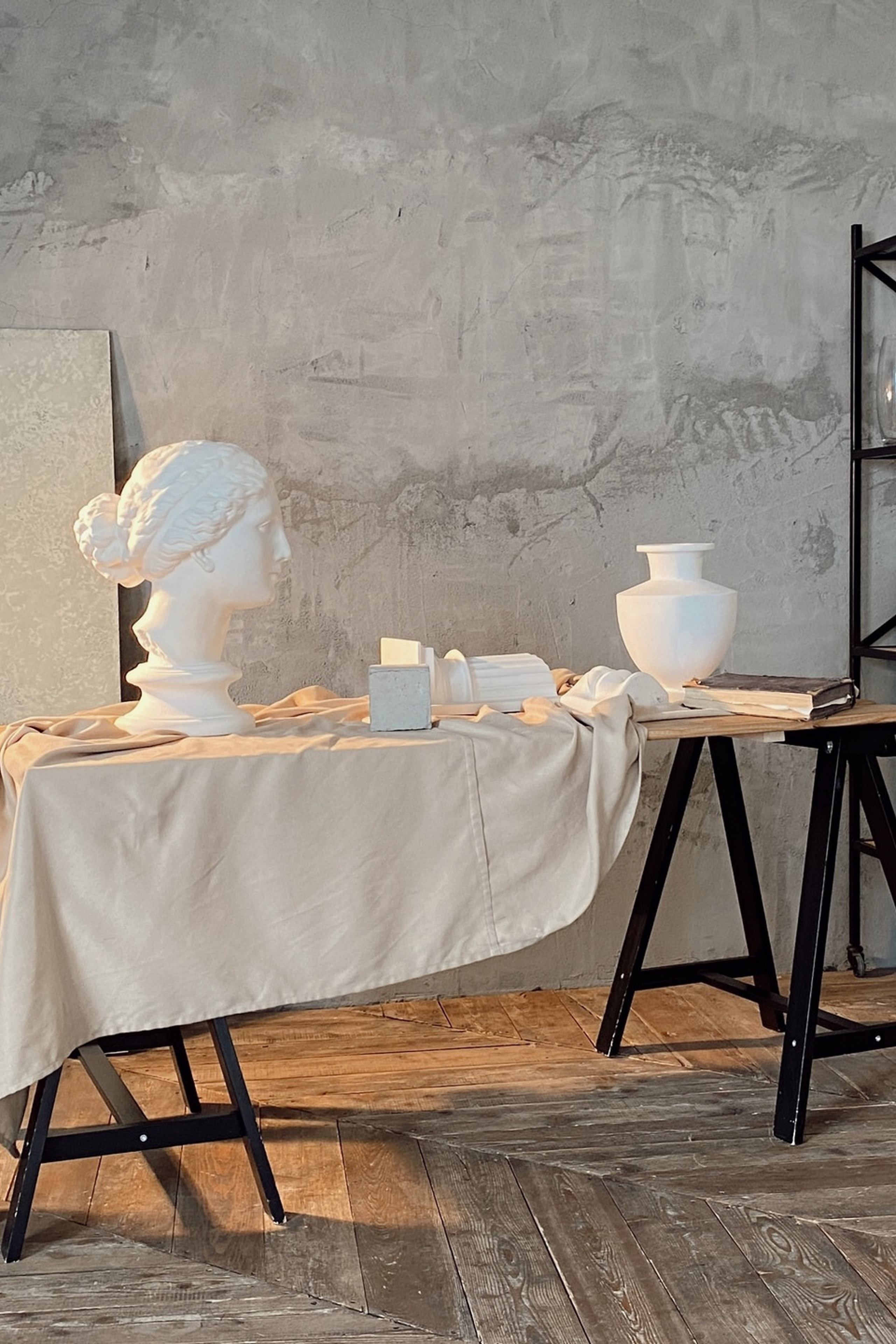 Студия 6 etage Sombre для предметной съемки Красноярск|Sale Easy