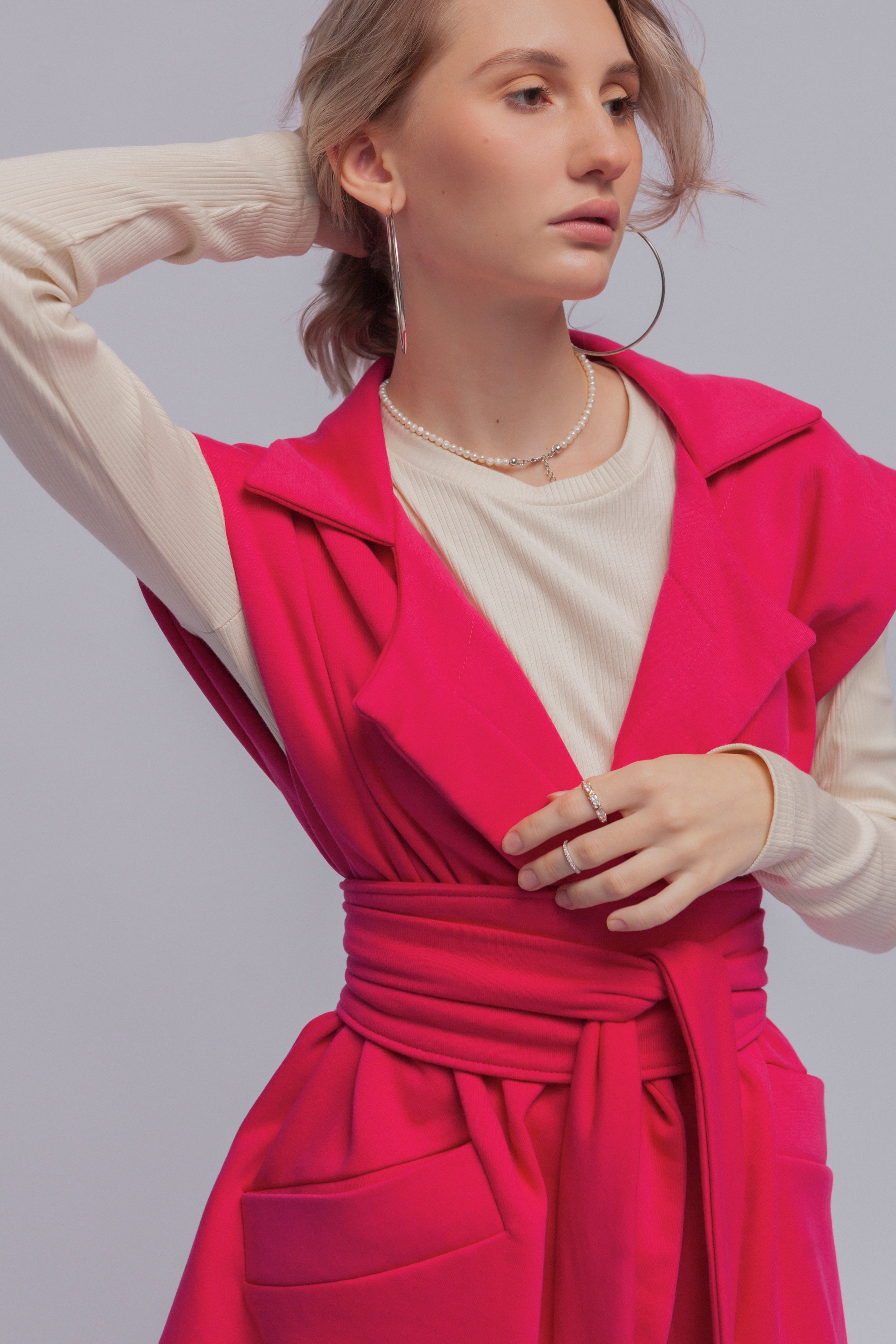 Модель для предметной съемки Кристина Красноярск| Sale Easy