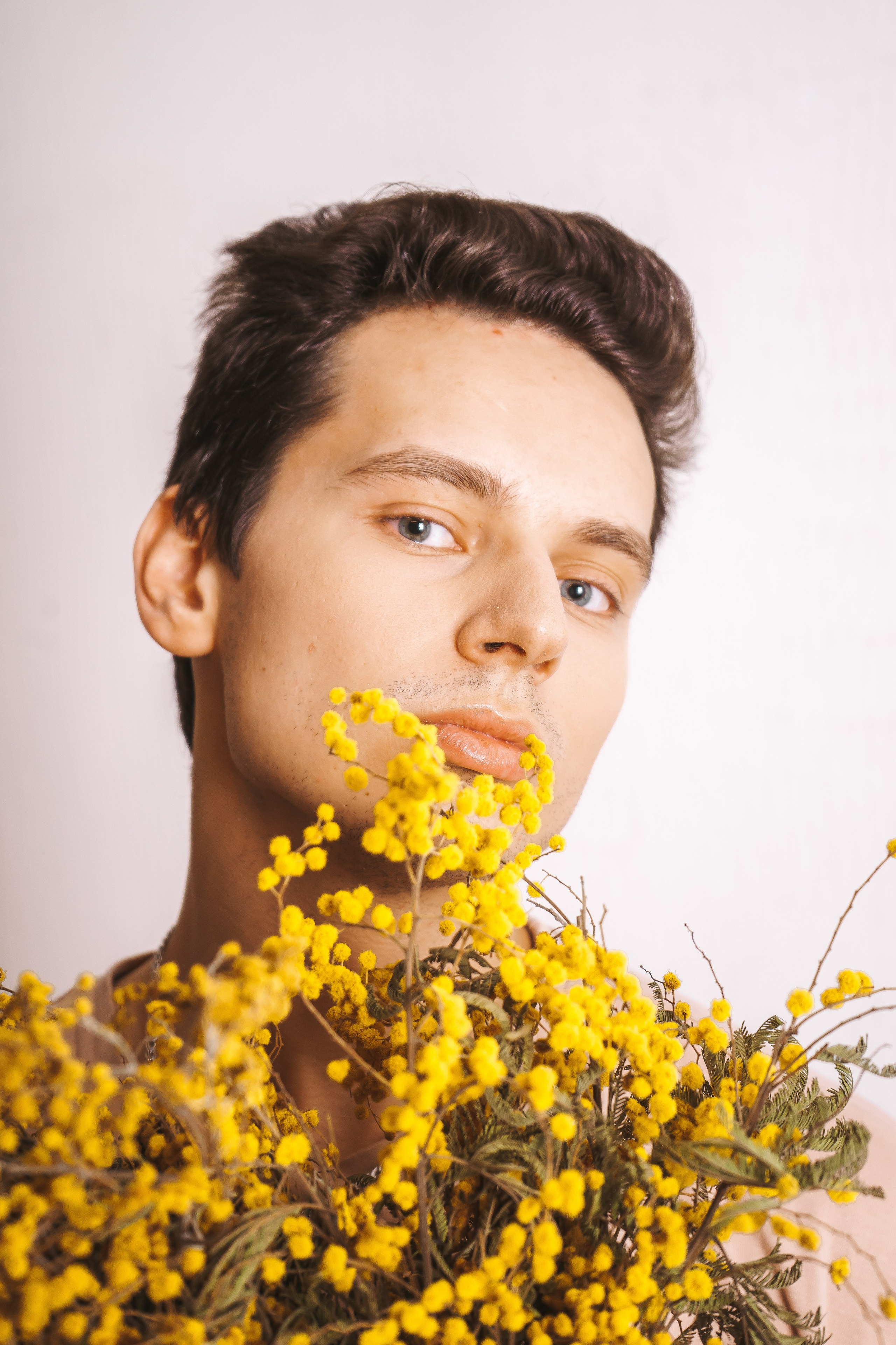 Модель для предметной съемки Александр О Казань| Sale Easy