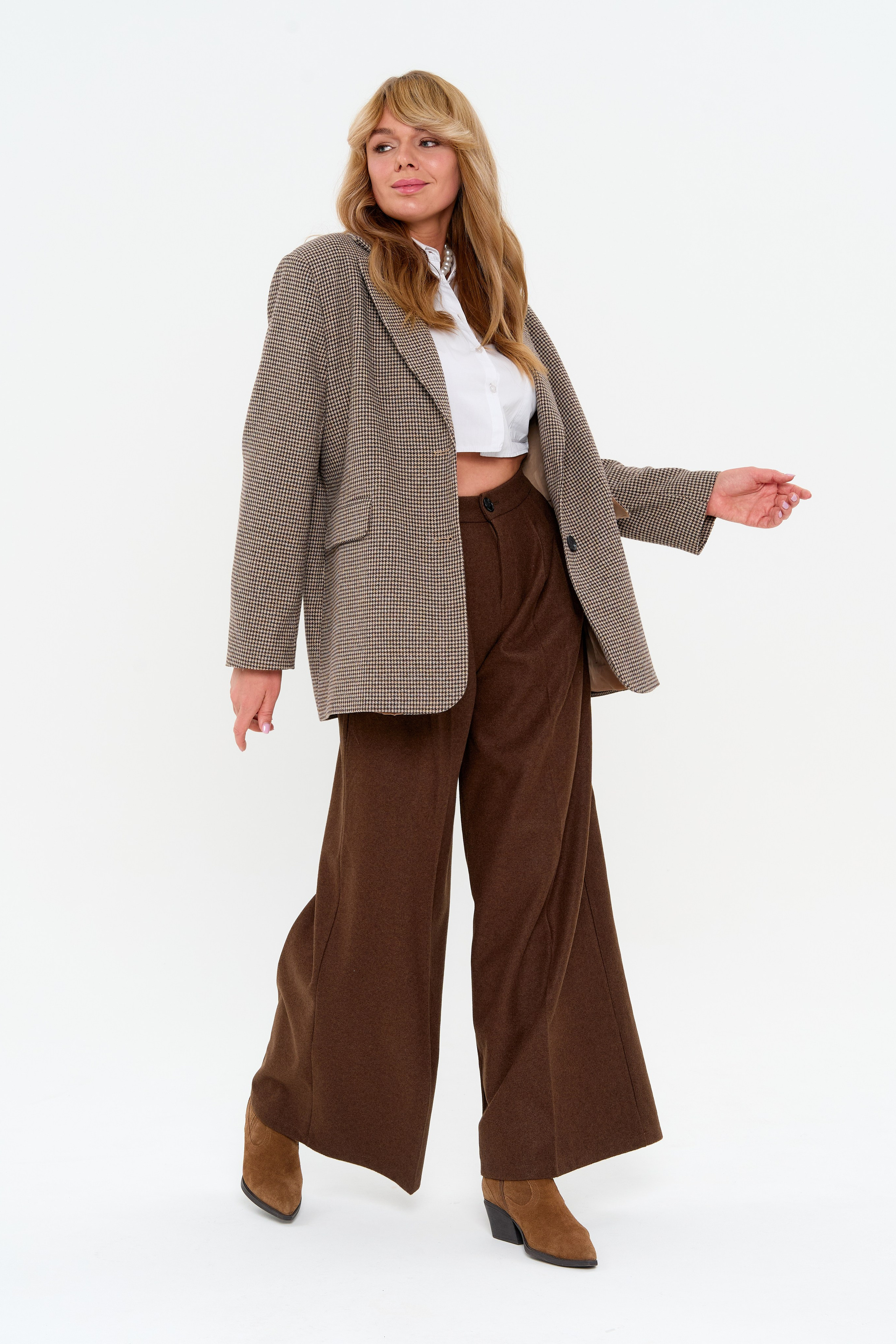 Модель для предметной съемки Маргарита id 10549 Москва| Sale Easy