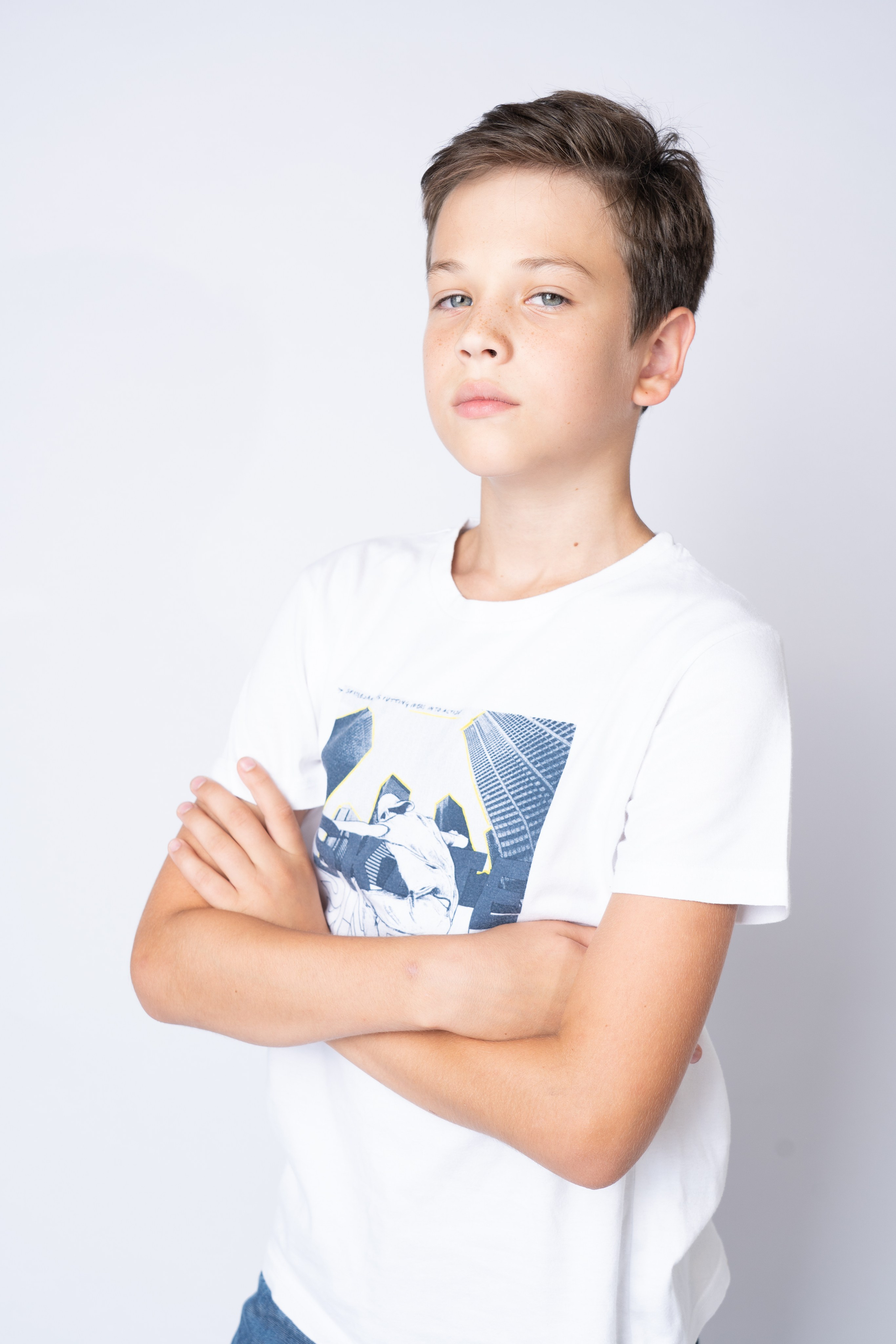 Модель Владимир А для предметной съемки  в Сочи| Sale Easy