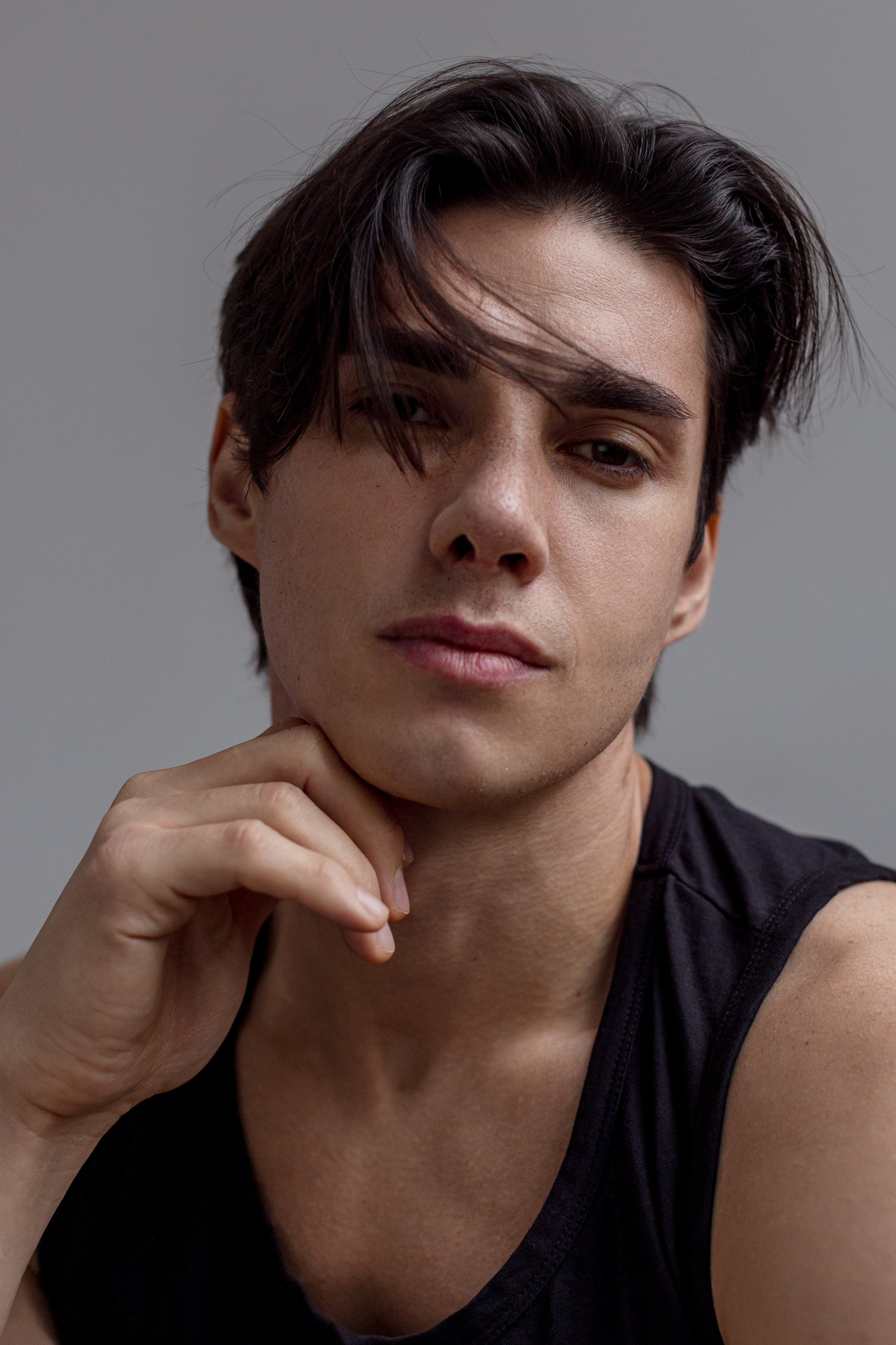 Модель для предметной съемки Владимир id 29 033 С.-Пб| Sale Easy