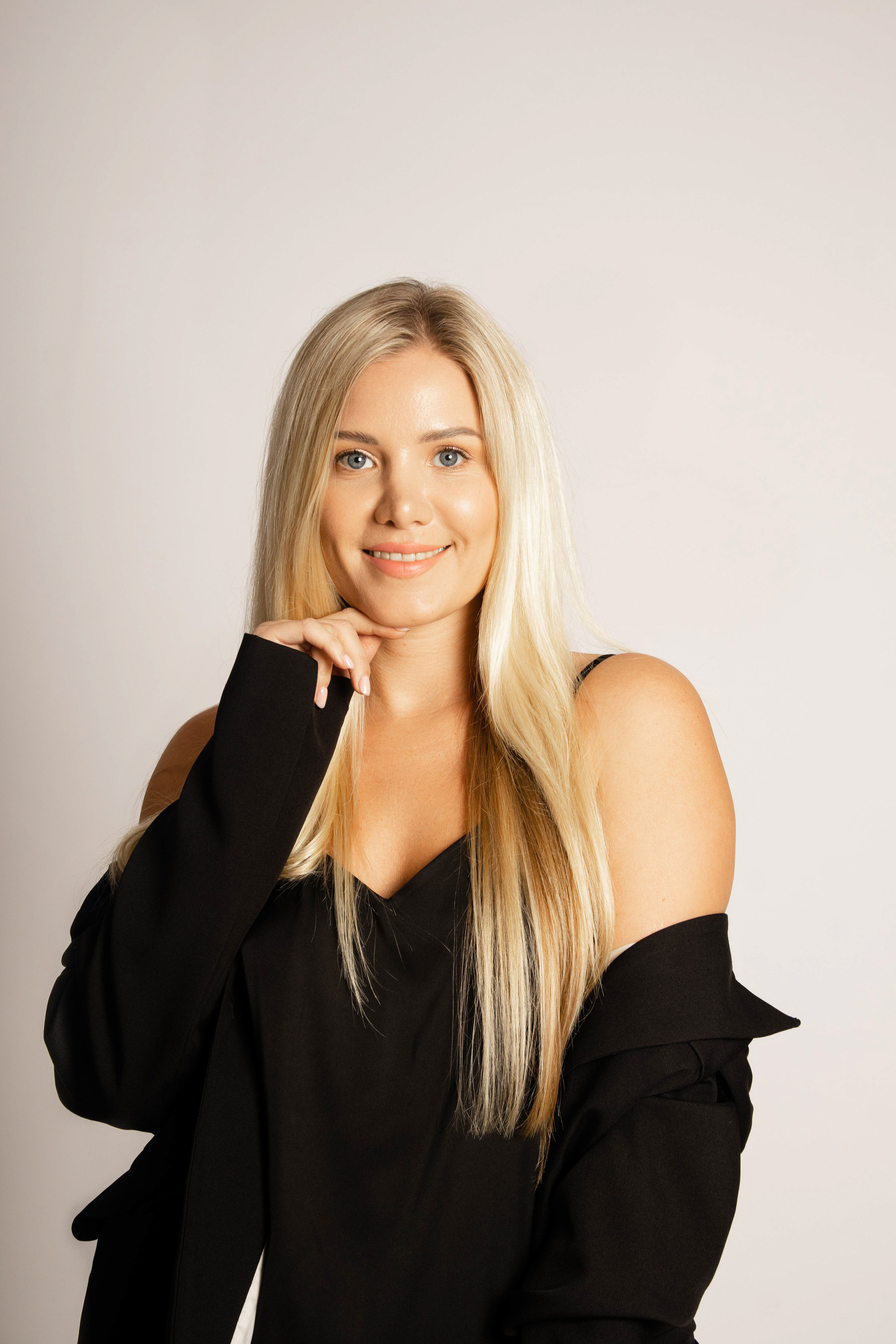 Модель для предметной съемки  Анна Г Сочи| Sale Easy