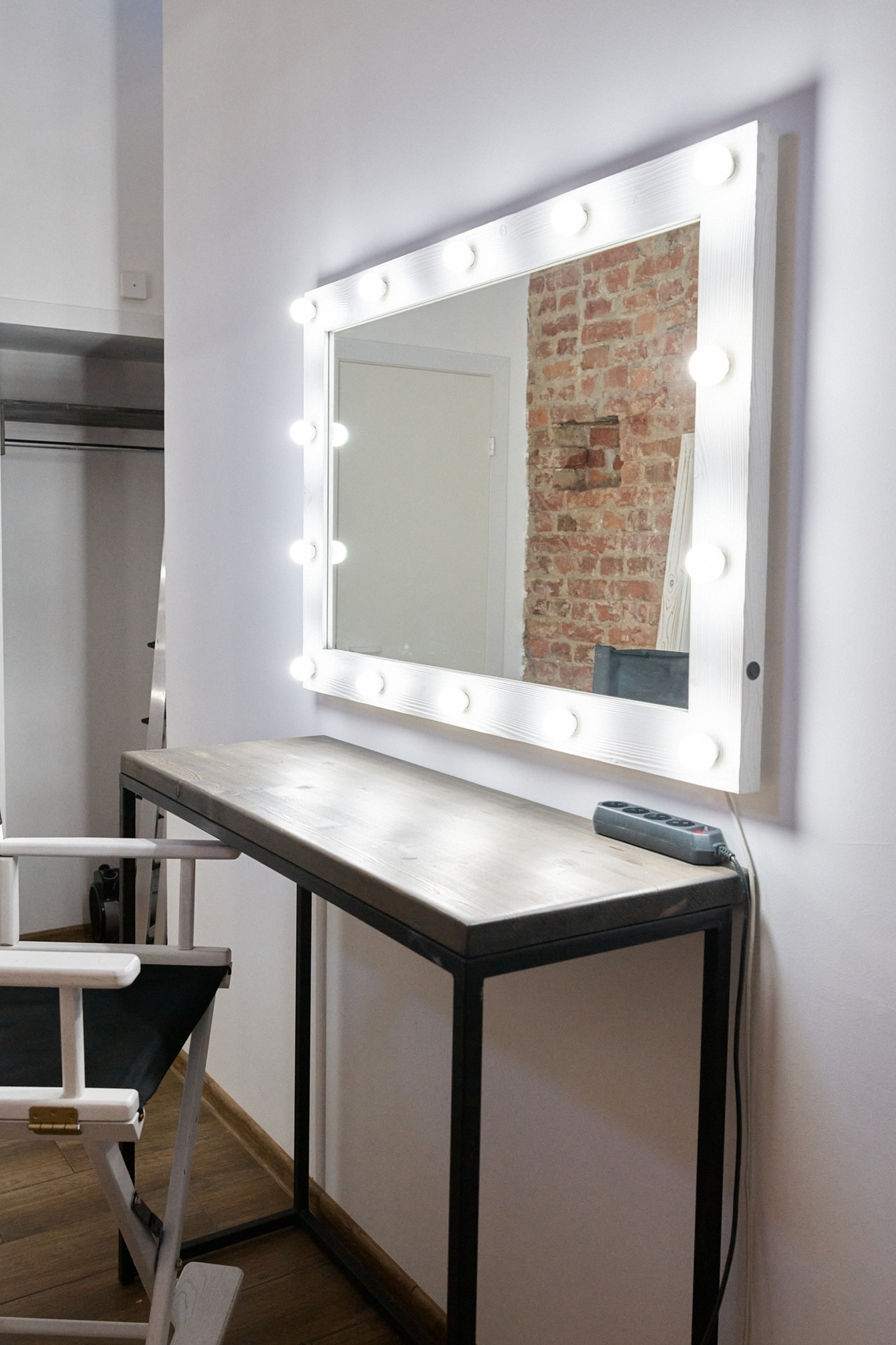 Студия STATE — зал CIRCLE для предм. съемки С.-Пб|Sale Easy