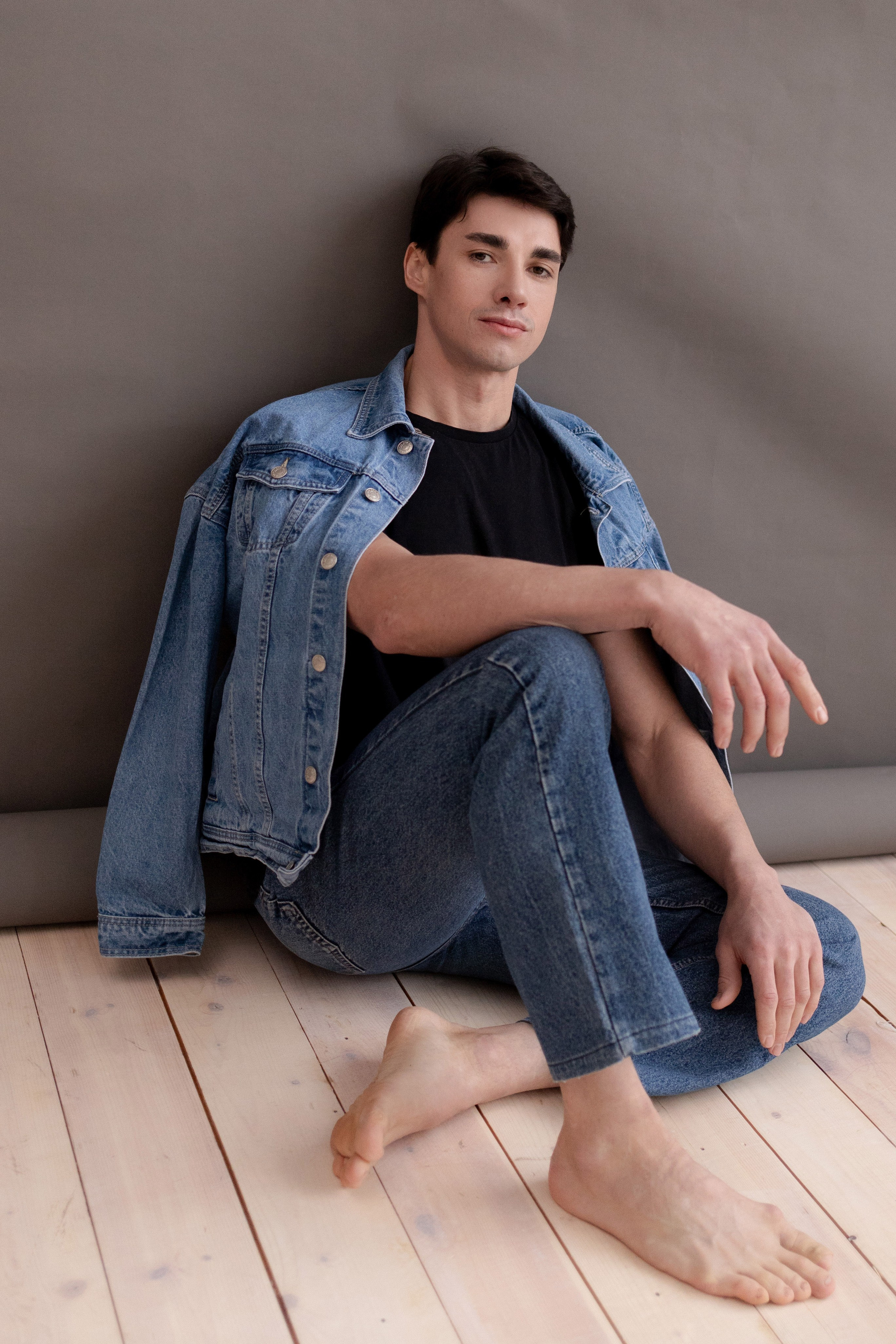 Модель для предметной съемки Владимир id 29 033 С.-Пб| Sale Easy