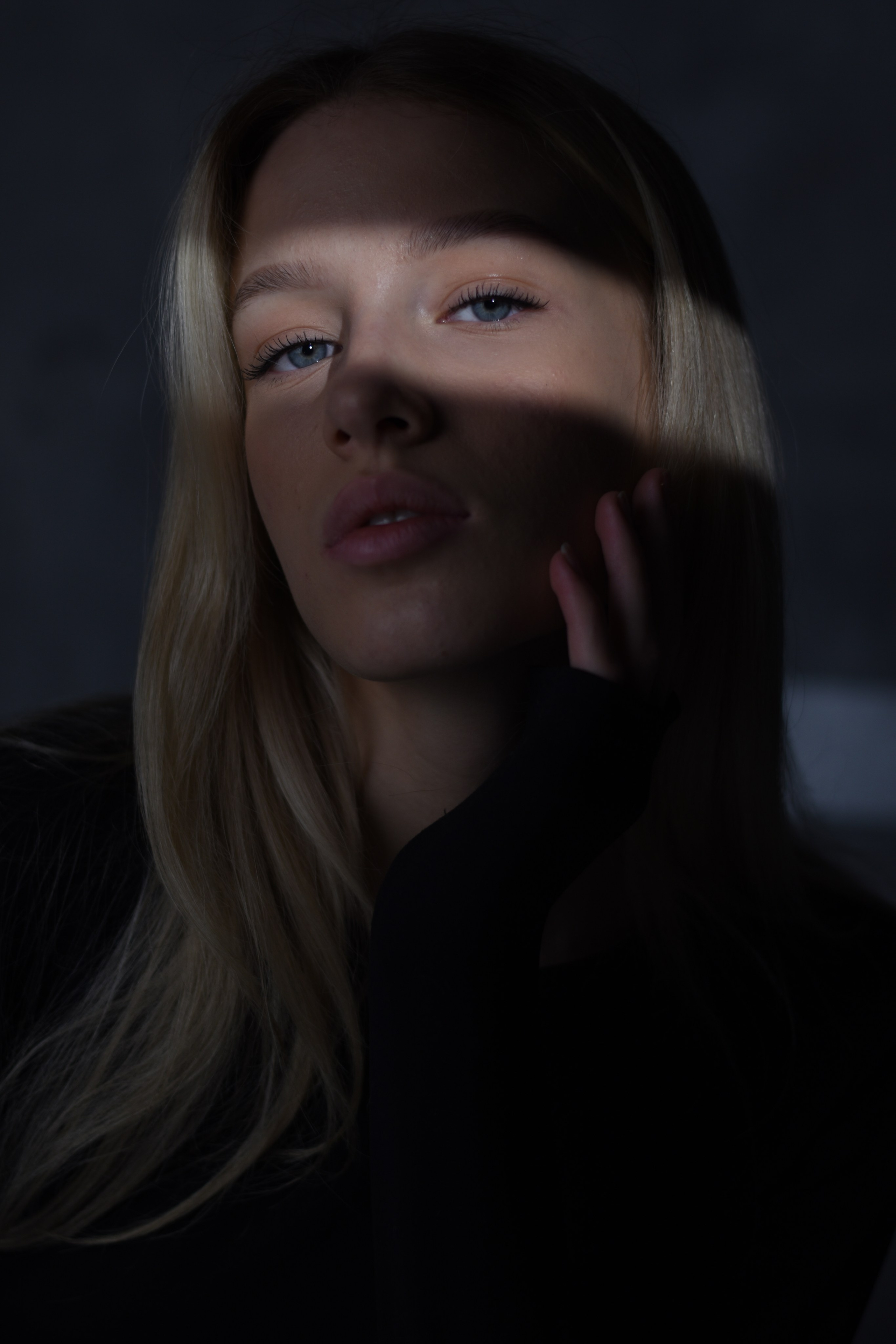 Модель для предметной съемки Алиса М. Красноярск| Sale Easy