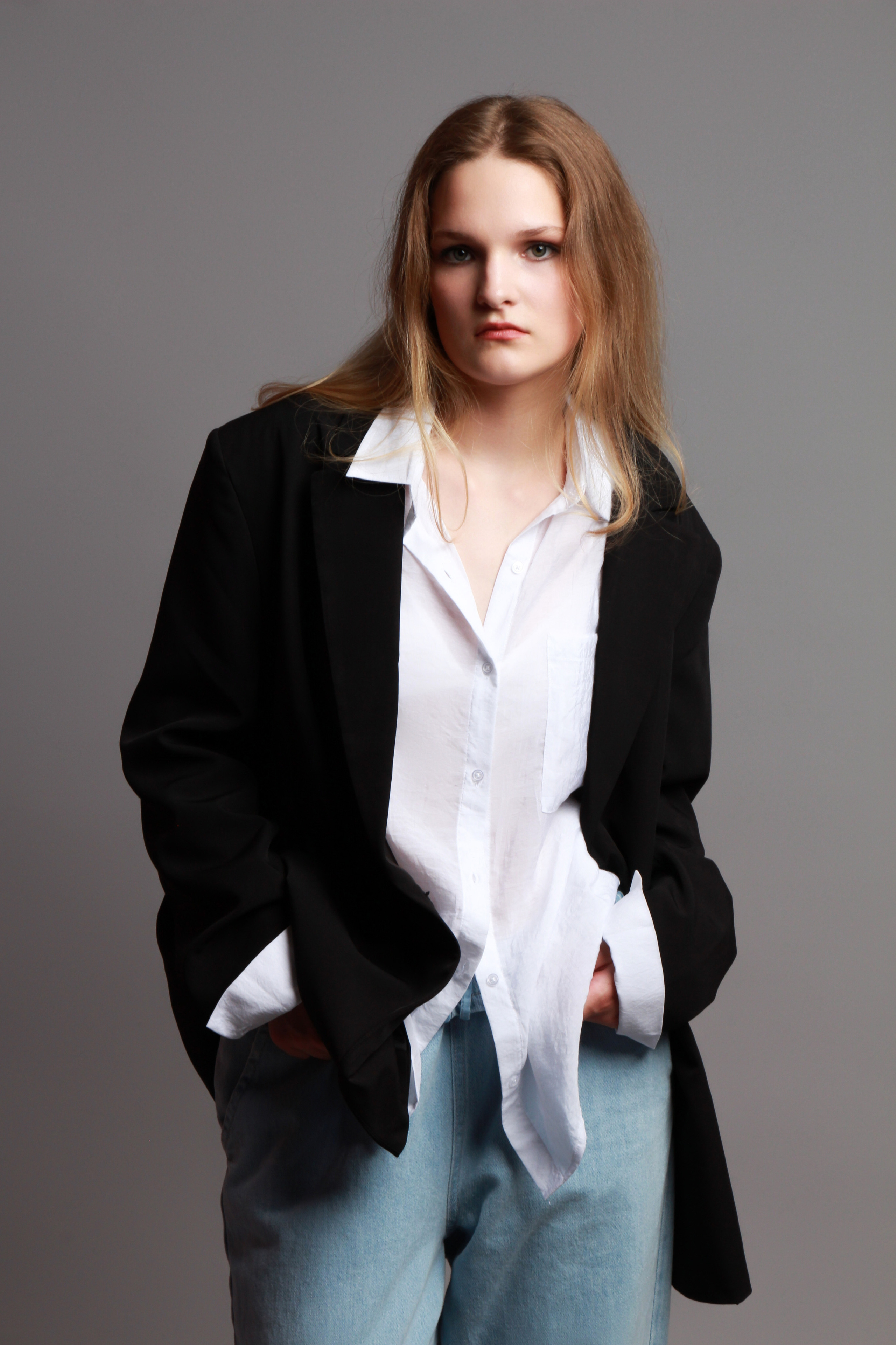 Модель для предметной съемки Алиса Г Новосибирск| Sale Easy