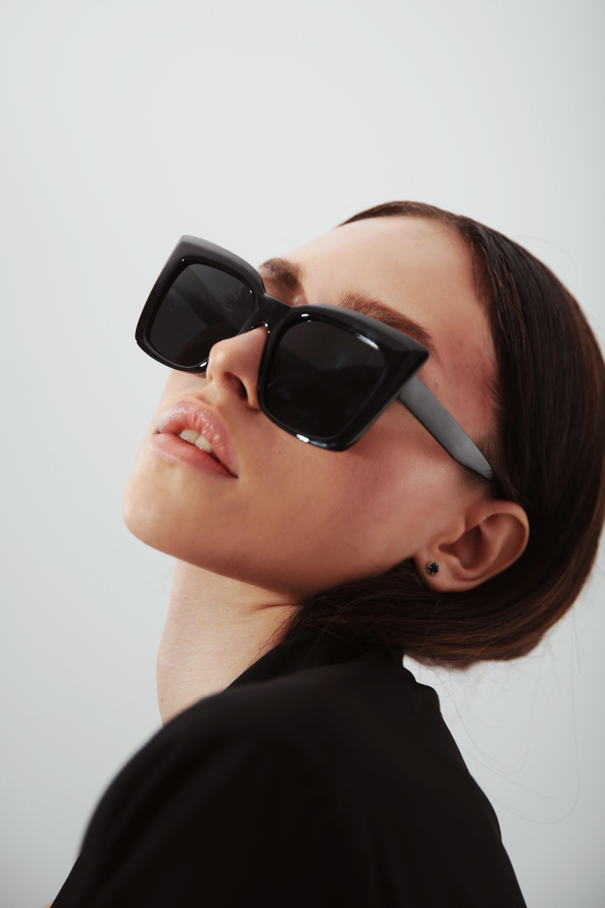 Модель для предметной съемки красотка Виктория В.Москва| Sale Easy