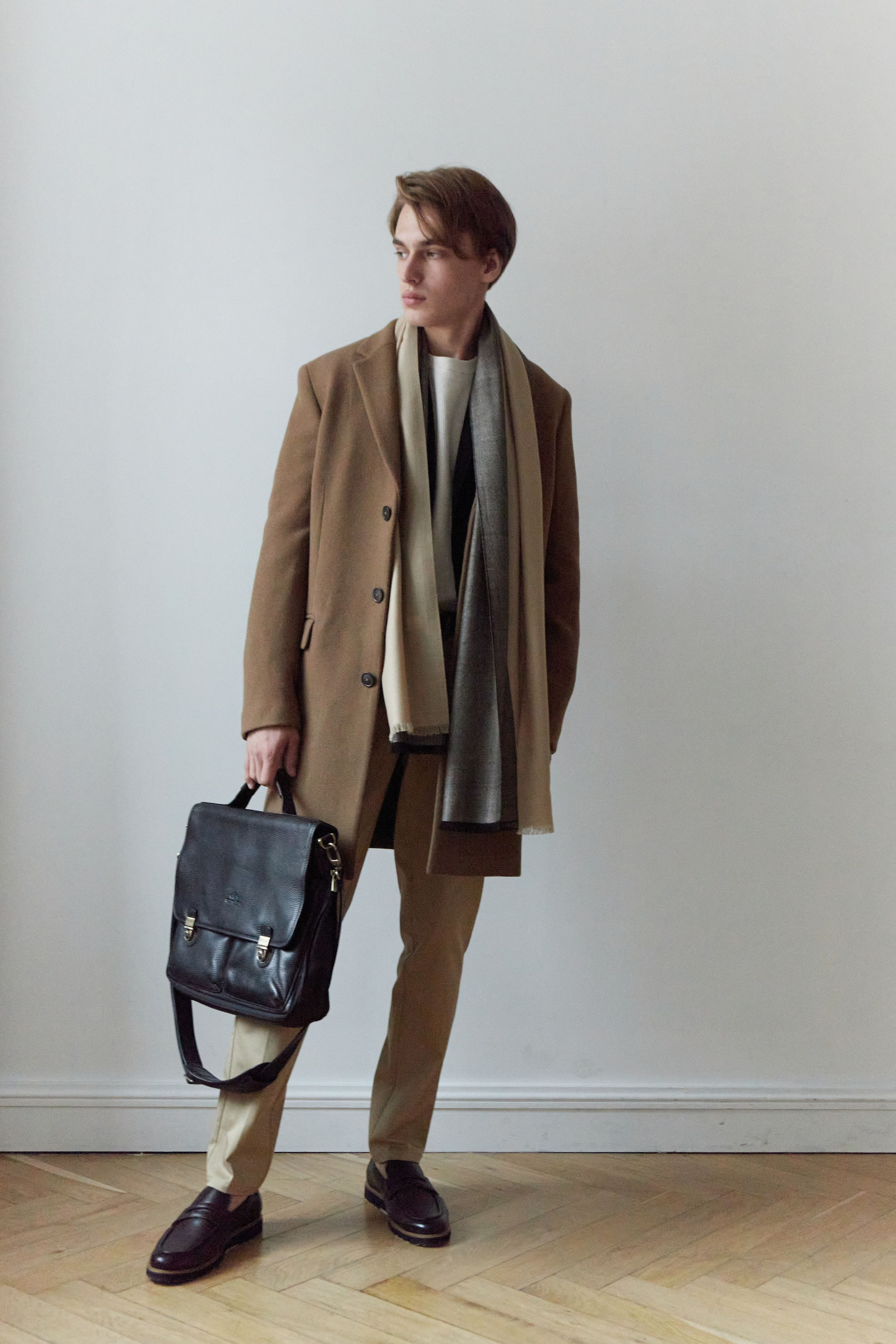 Модель для предметной съемки Роман id 29 030 С.-Пб| Sale Easy