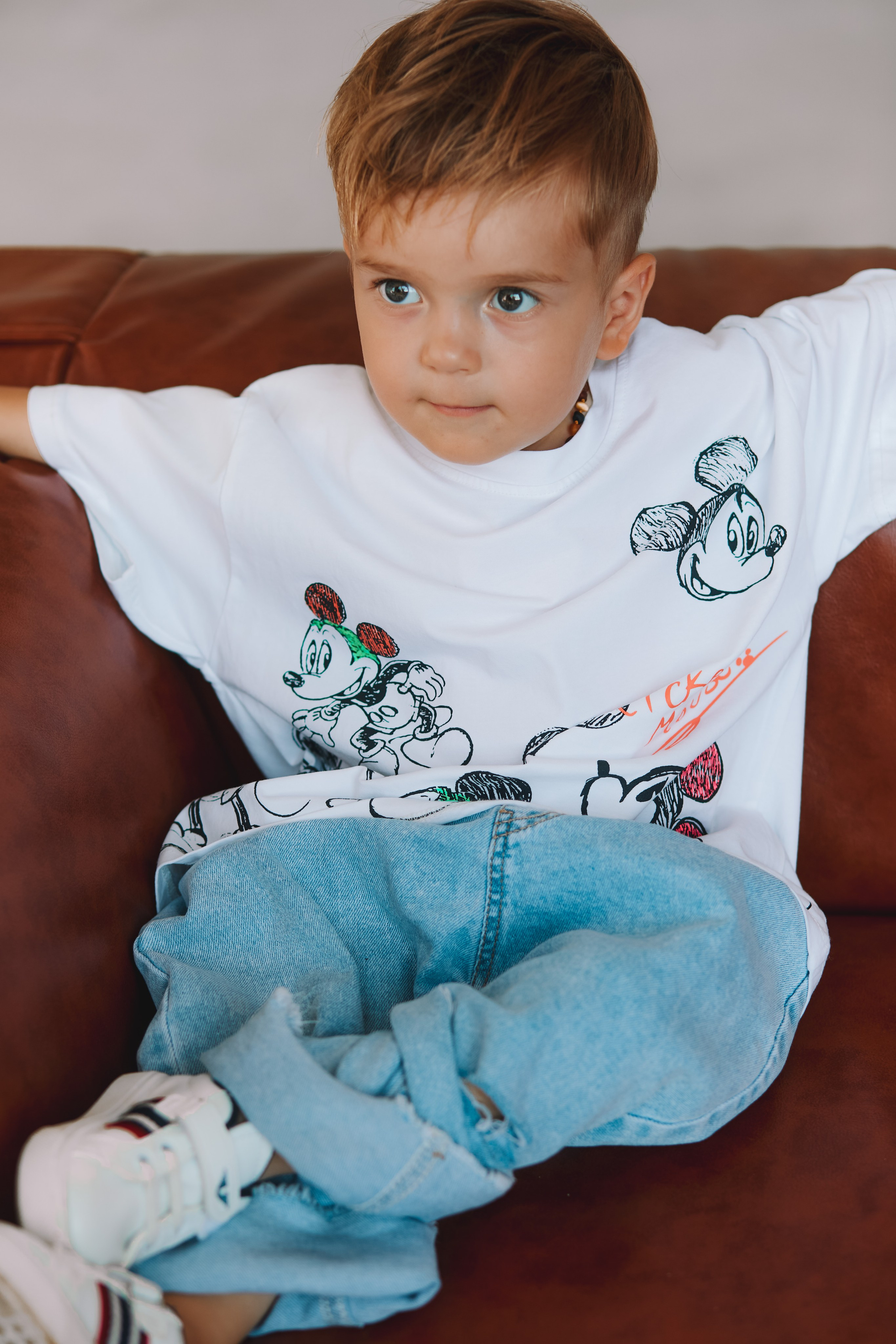 Модель для предметной съемки мальчик Радэль Казань| Sale Easy