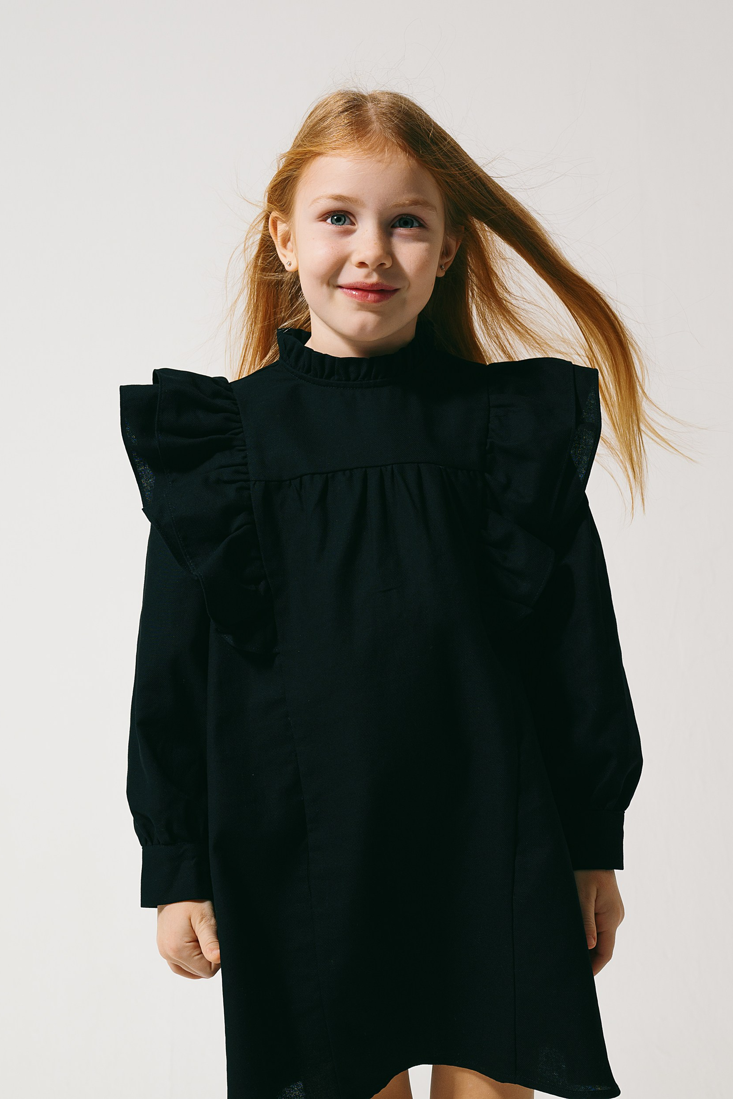 Модель для предметной съемки Самира А. Казань| Sale Easy