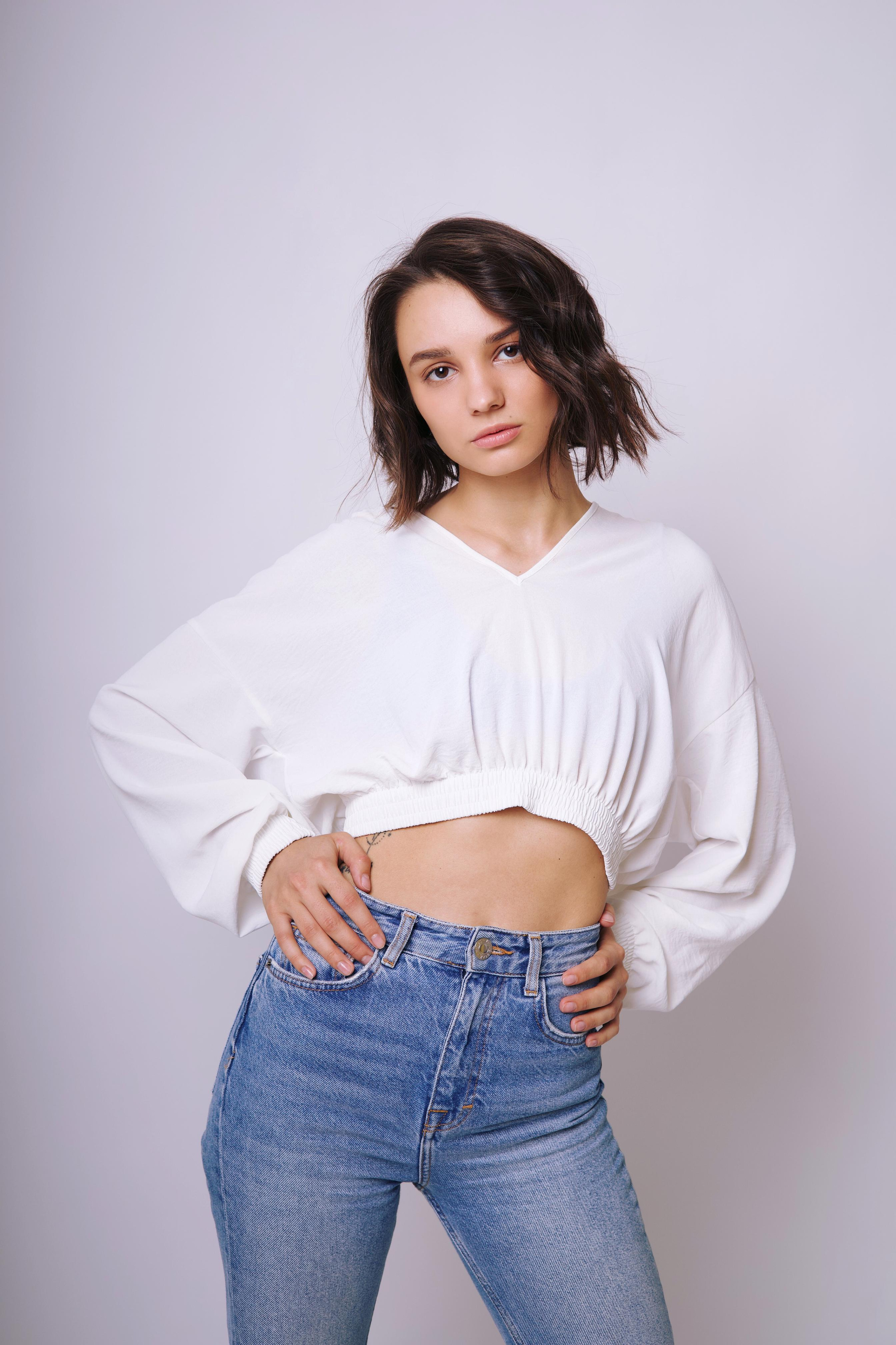 Модель для предметной съемки Виталина Б. Москва| Sale Easy