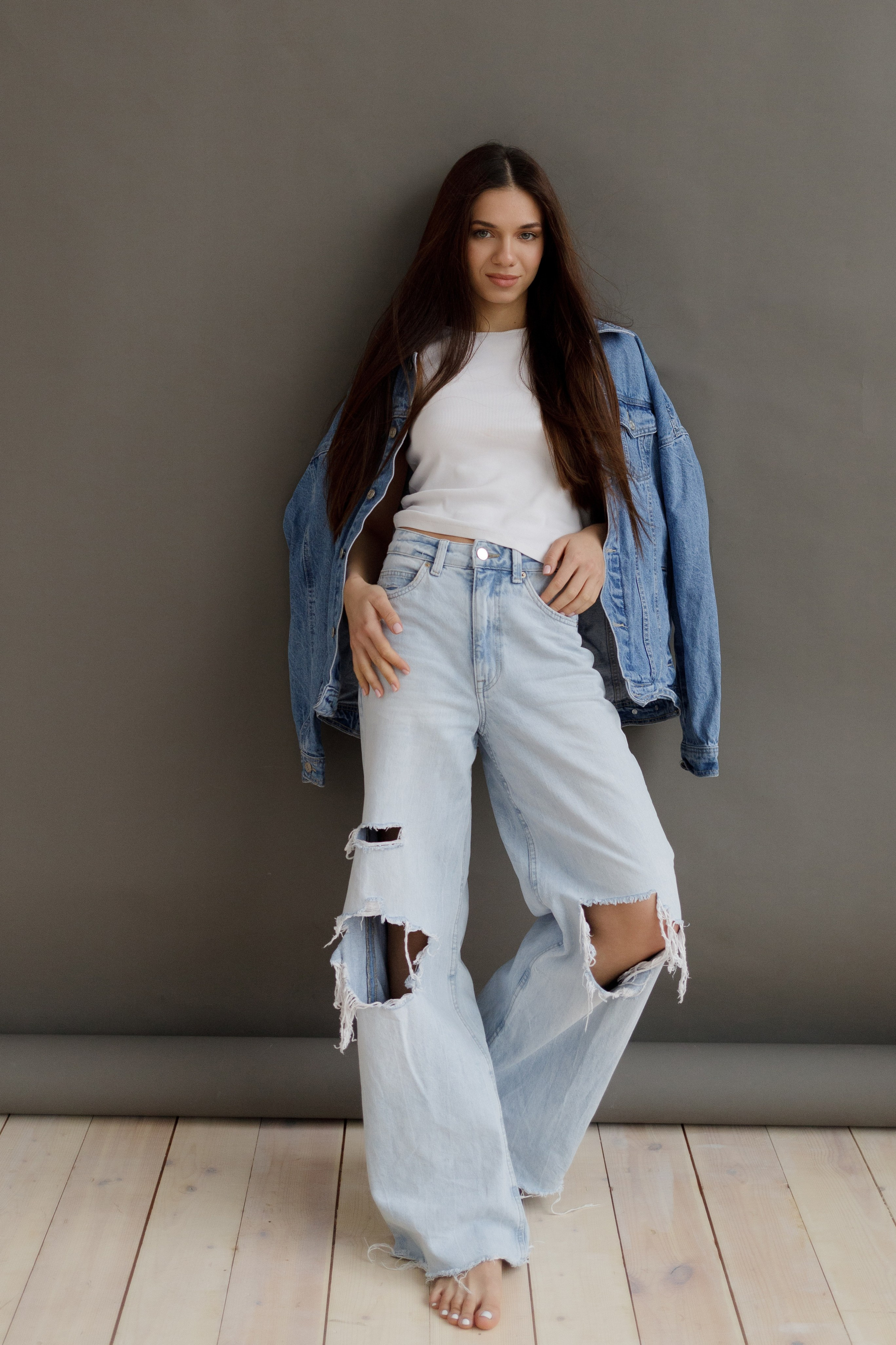 Модель для предметной съемки Альбина С.-Пб| Sale Easy